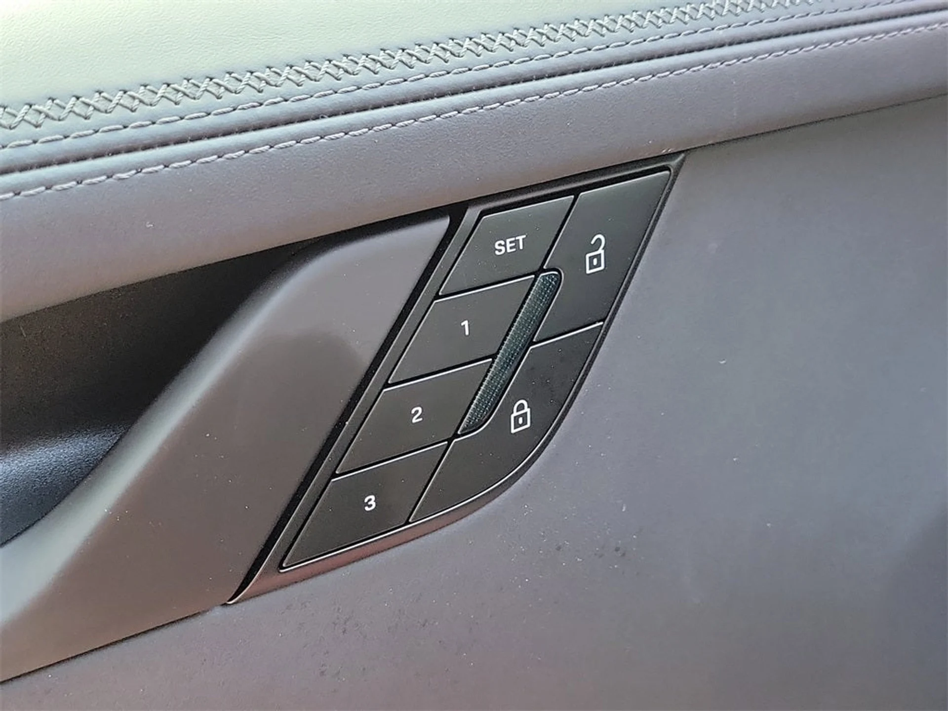 mph024_720208629_25_d90fd5a1d5