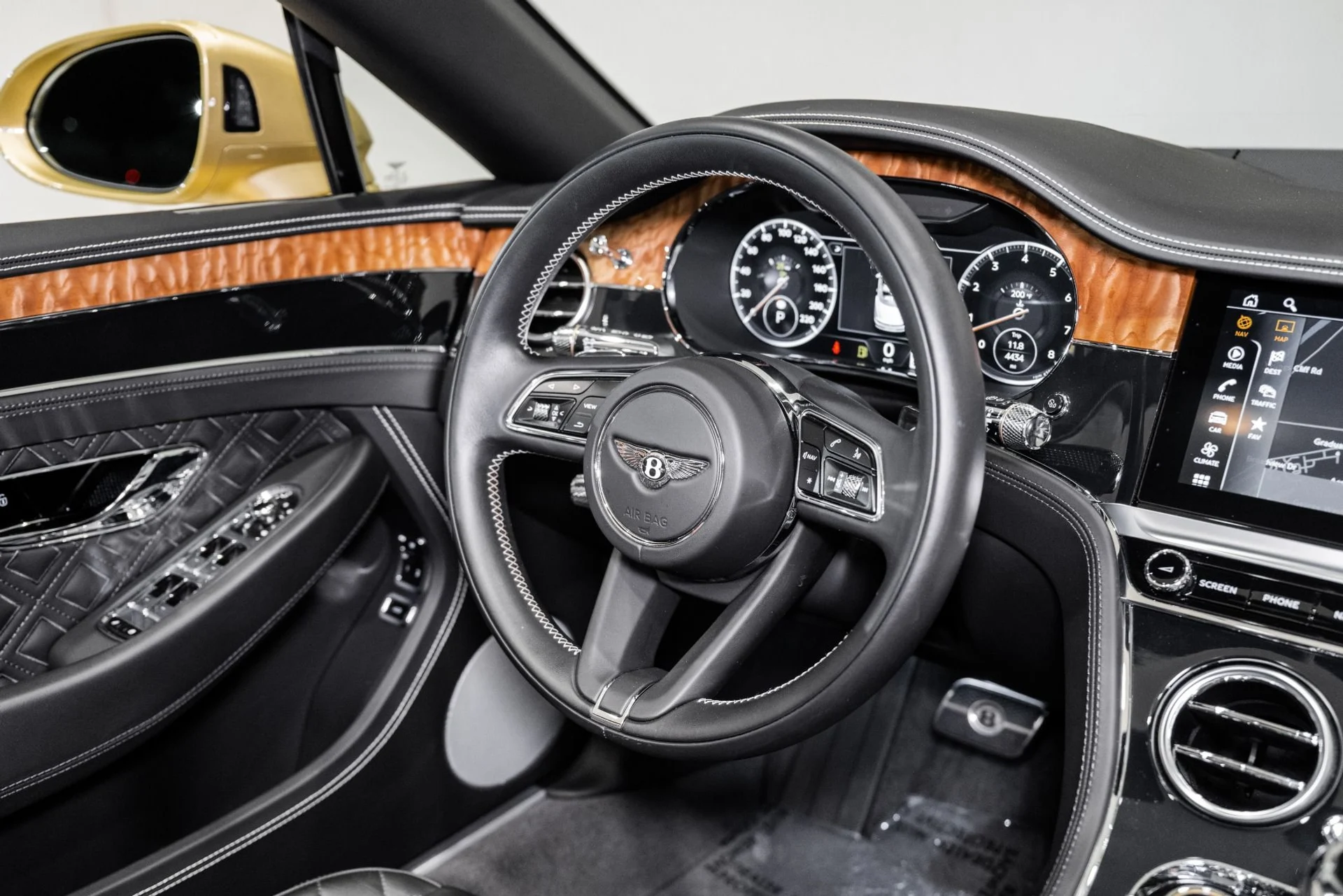 mph024_720685308_Used_2022_Bentley_Continental_GTC_1776402771_76452d05ed