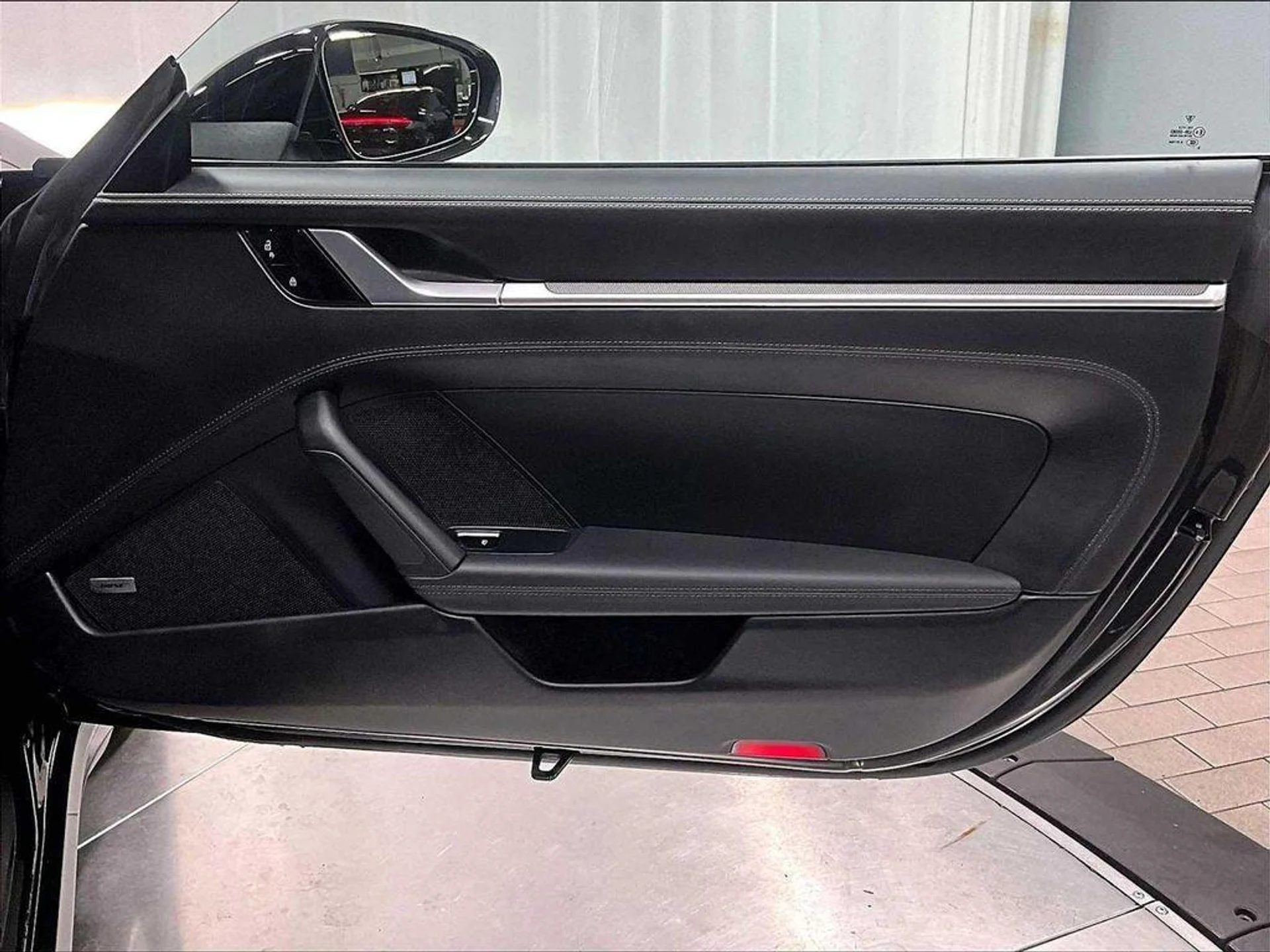 mph024_727844315_k_R4e_Ynweh_VD_79a_S9t1_z42ub_IRE_8e3cab0d2e