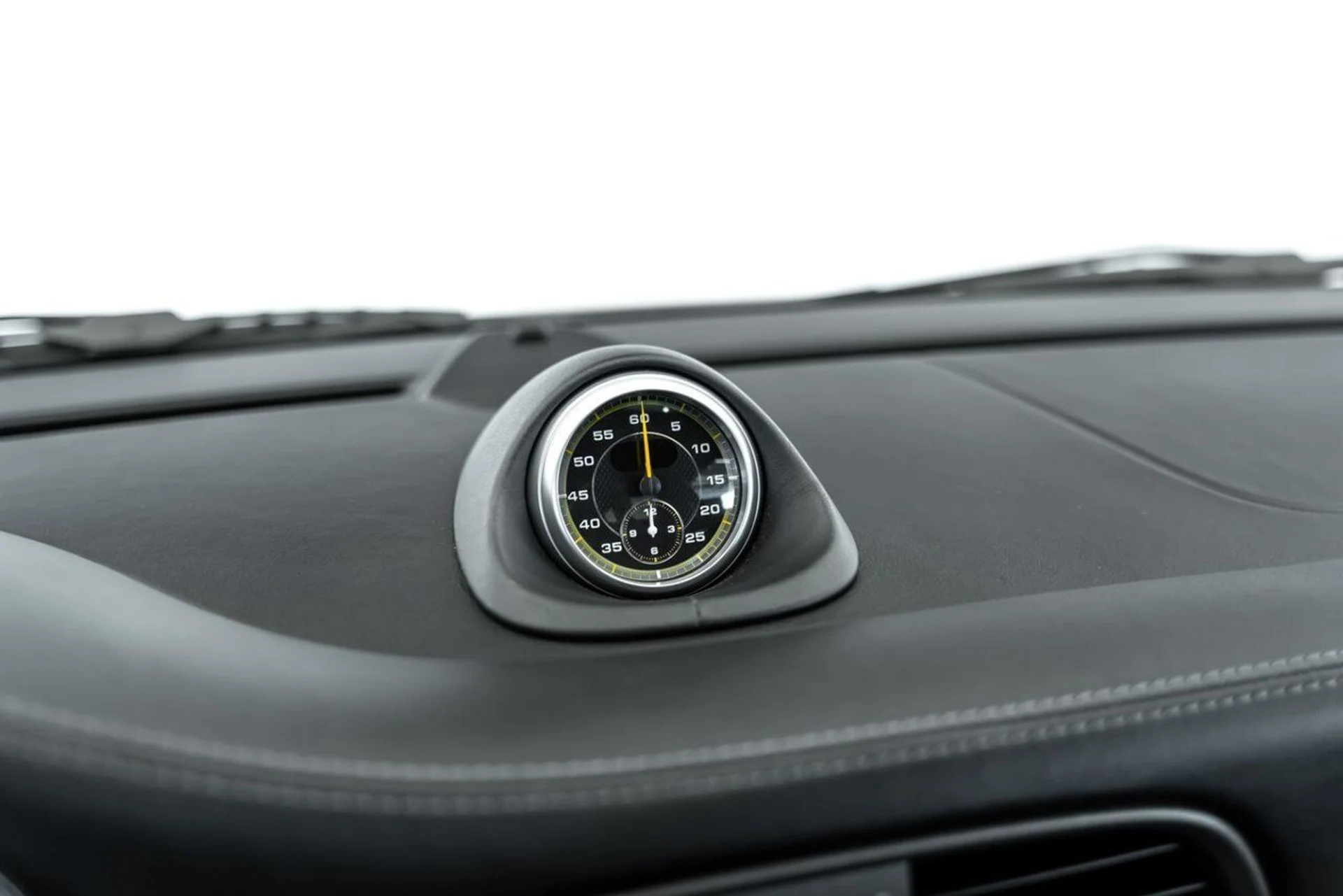 mph024_728784106_porsche_911_2009_jpg_v_1773863537_930e15d4a9