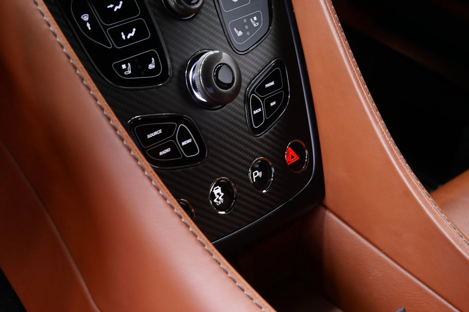 mph024_729131294_Used_2014_Aston_Martin_Vanquish_Hourglass_Quilting_Beautiful_Color_V12_Power_1770409354_4a5ef30357