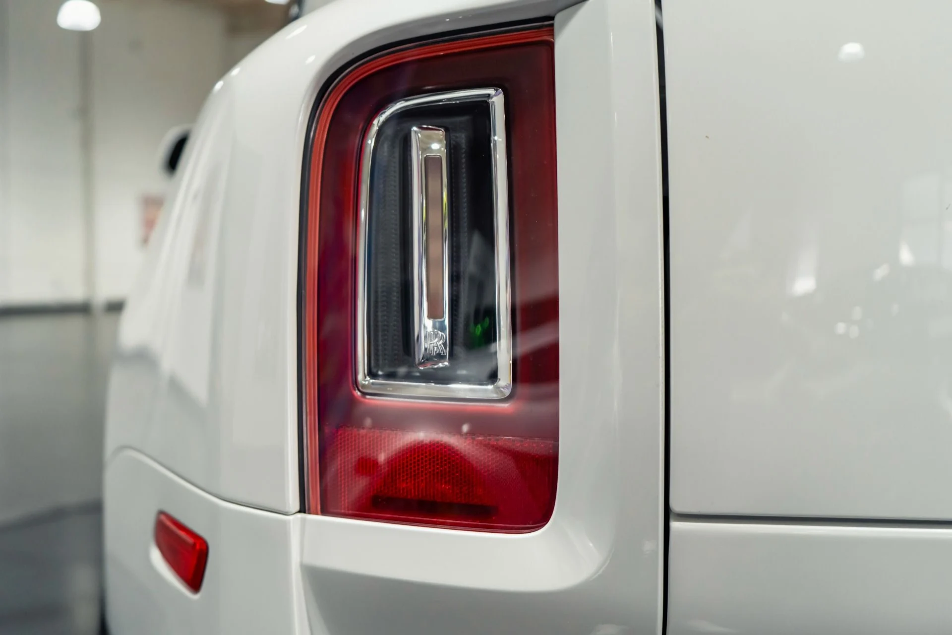 mph024_732652736_Used_2021_Rolls_Royce_Black_Badge_Cullinan_Black_Badge_Provenance_2027_1771275656_83b2144270