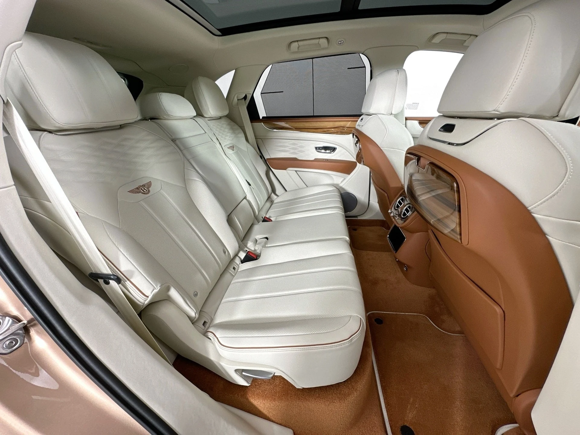 mph024_734101615_25_76fdbdb4e0