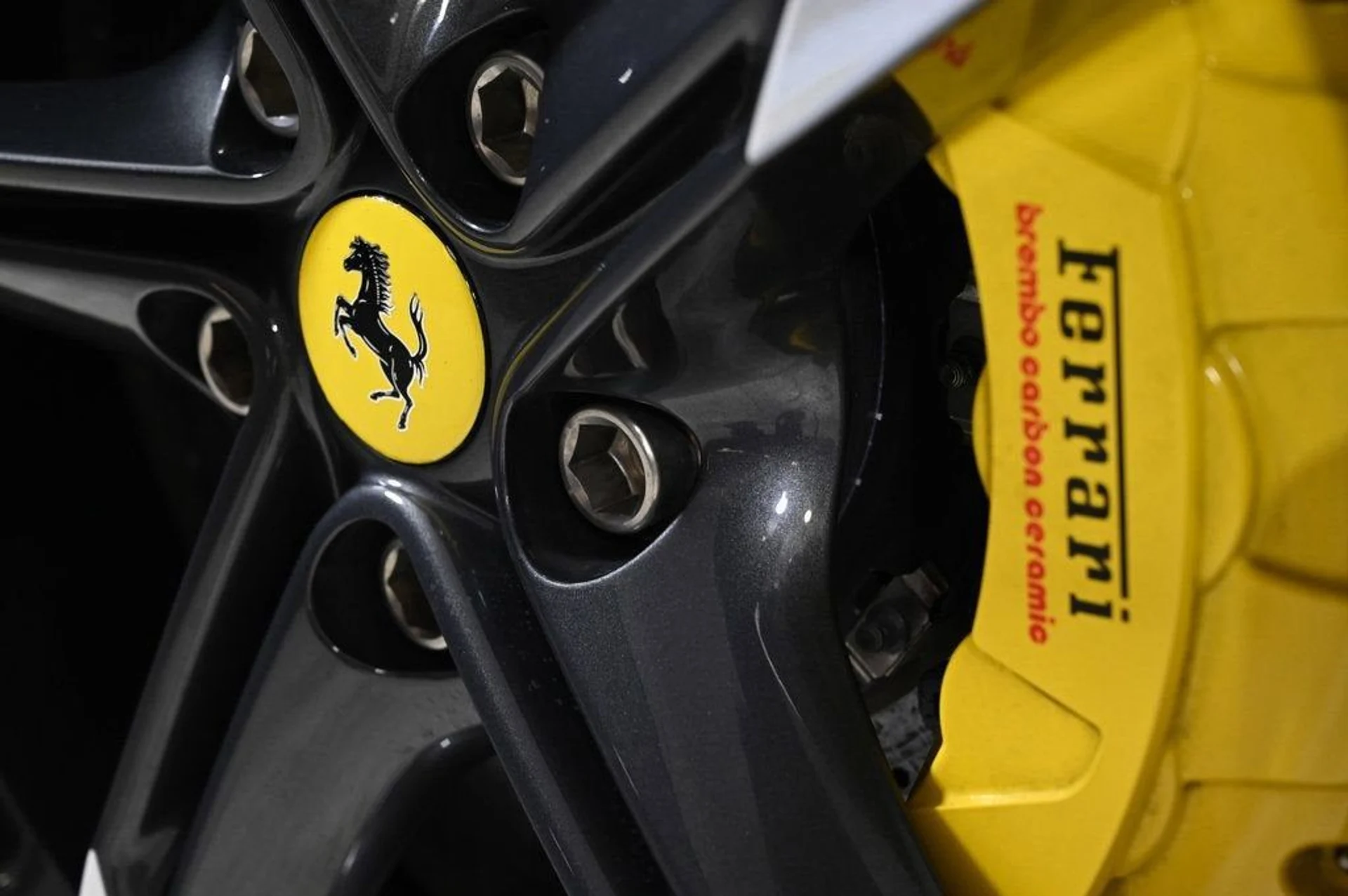 mph024_736008327_8a58e8f5e24e48ab95882baed7941bfa_313bc61bed