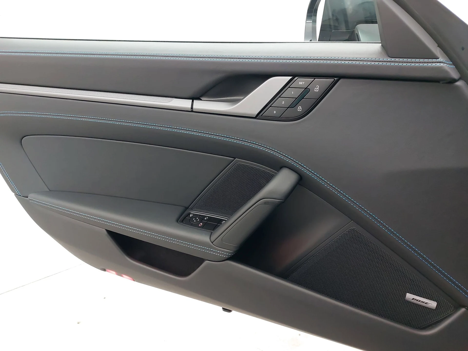 mph024_740169324_fe84d0015e6e799498d2d3bd8bb291d0x_cb5b159d43