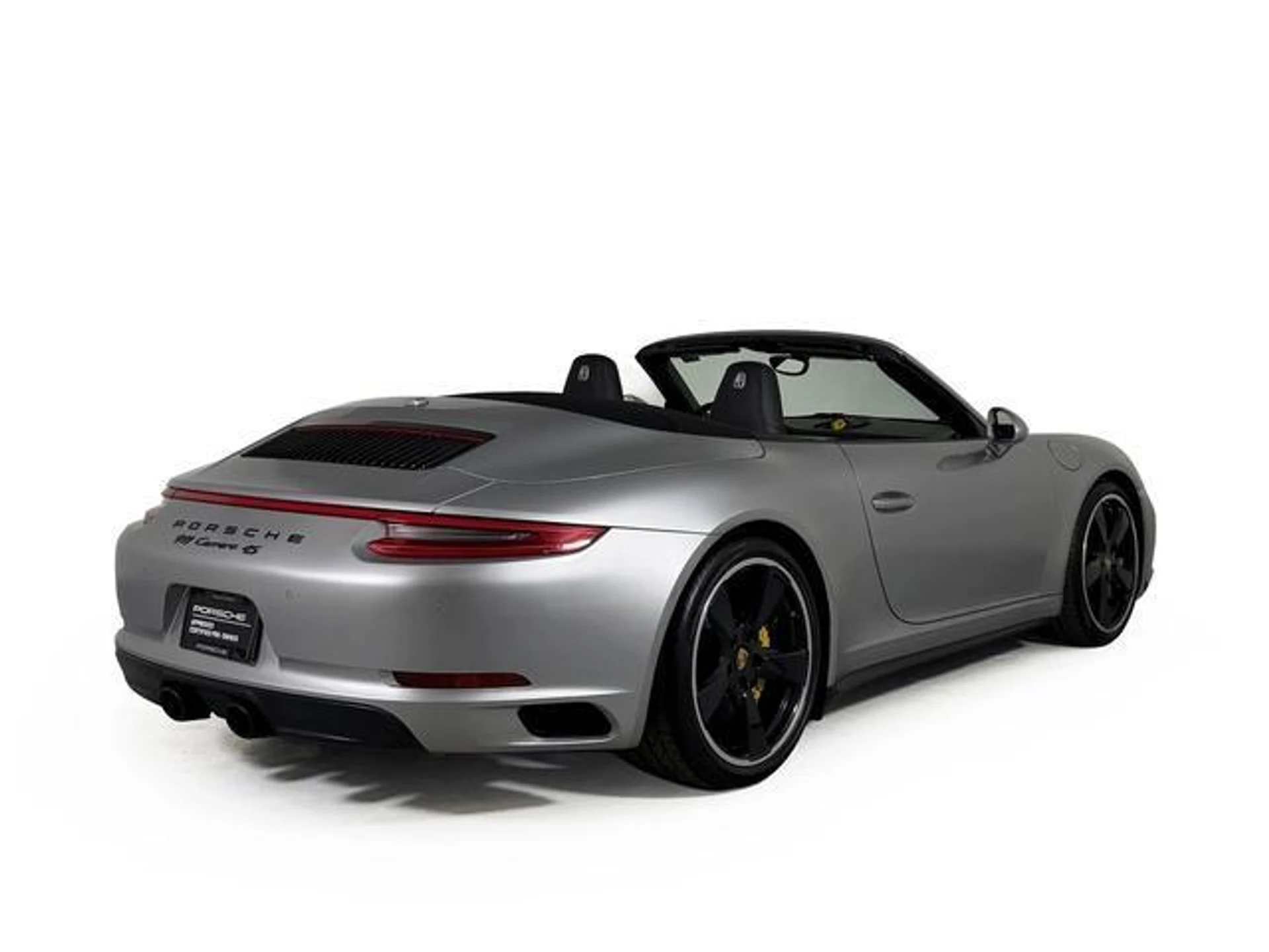 mph024_740970786_Ma_L_Gvhach_CA_c8_GCT_Xcv6_F6_W_w_Y_f1c76c0c85