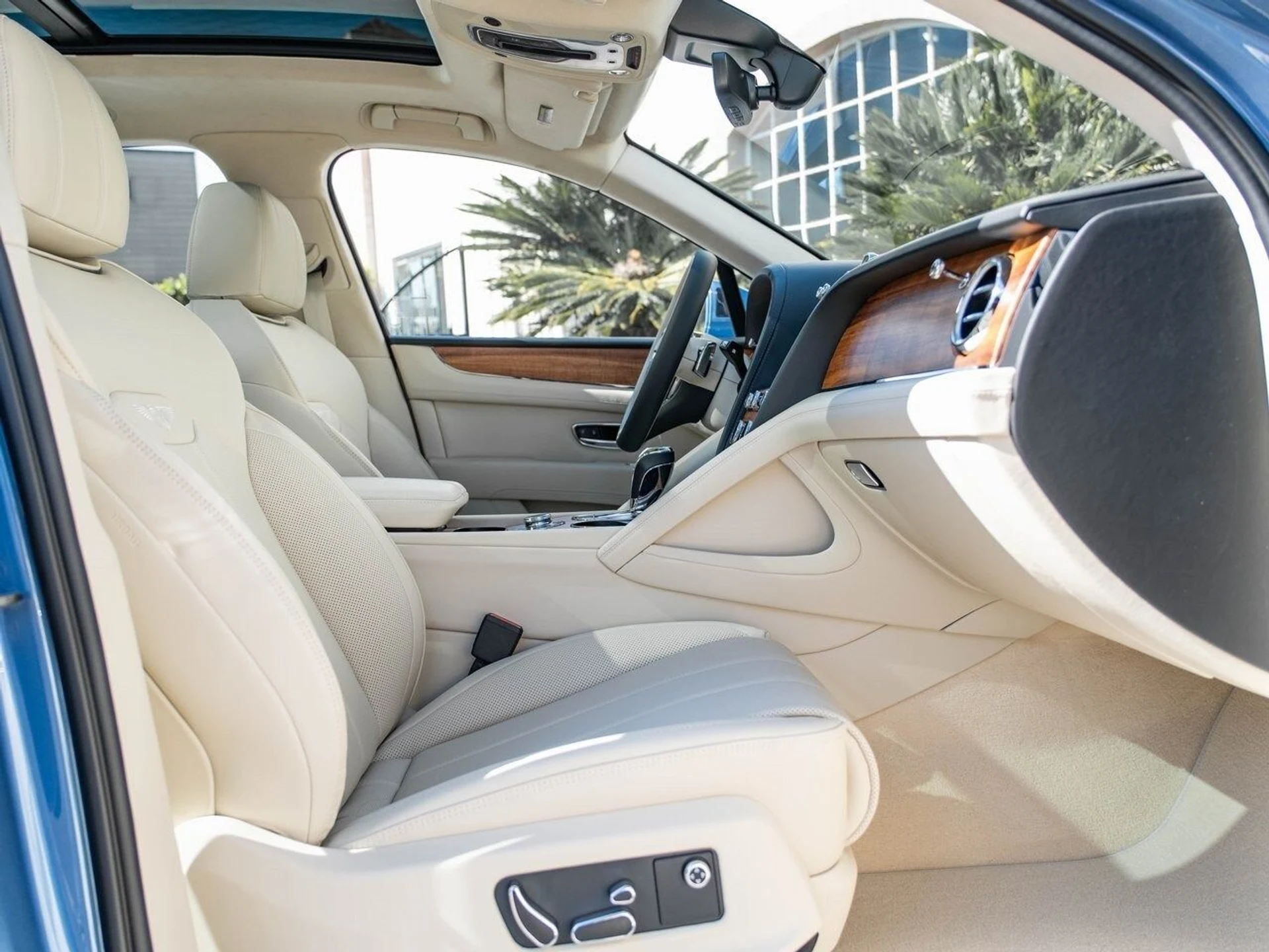 mph024_742935344_6ed688b685964abb23cfe5cc1a153629x_10a67112dd