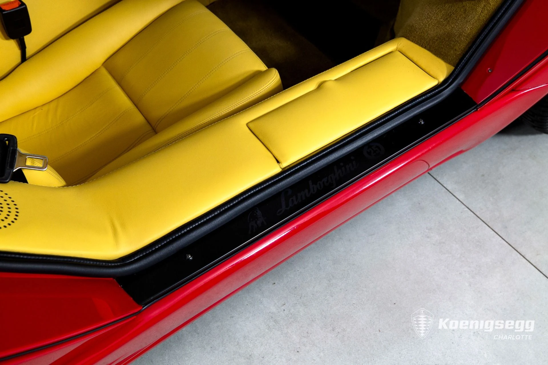 mph024_742964845_Used_1989_Lamborghini_COUNTACH_25_TH_Anniversary_Edition_1774639903_4791240e67