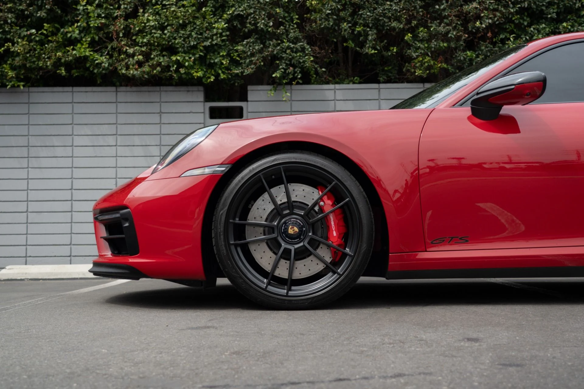 mph024_743858338_Used_2024_Porsche_911_Carrera_GTS_1756425318_2d03135a1e