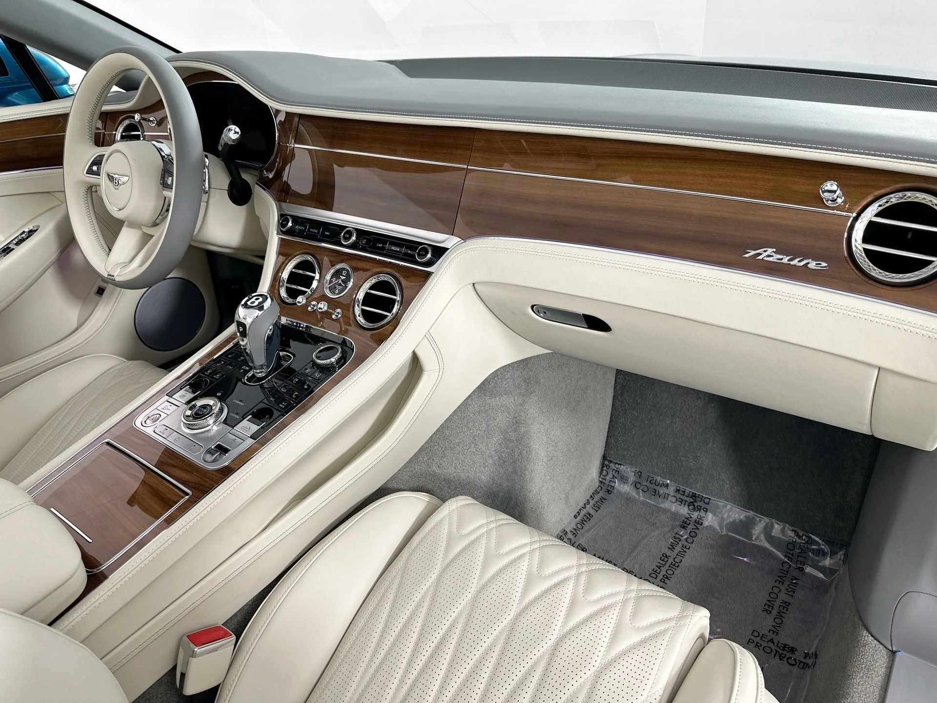 mph024_744346598_25_45bcee187a