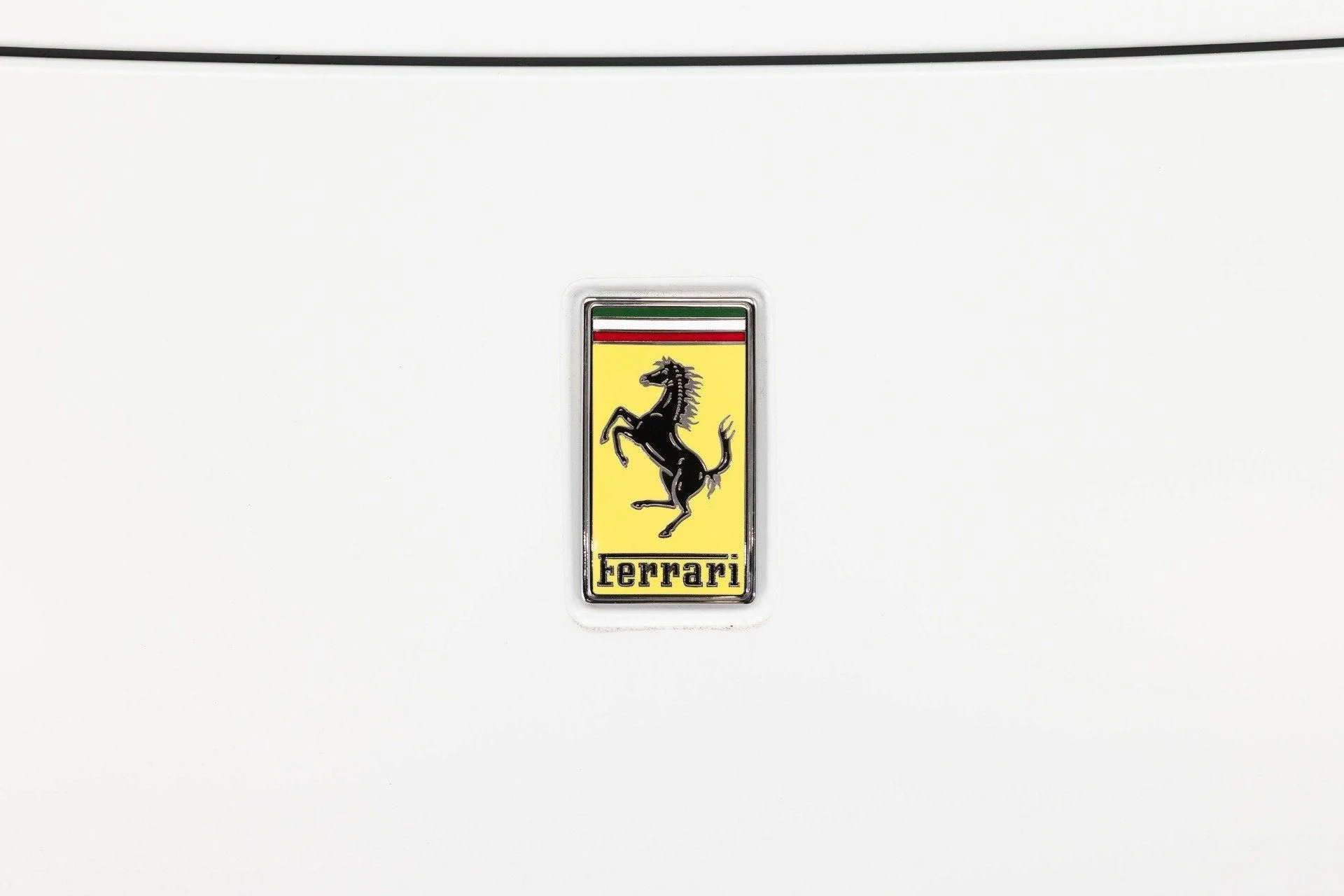 mph024_751831210_Used_2022_Ferrari_F8_Spider_1789652691_b04bff1350