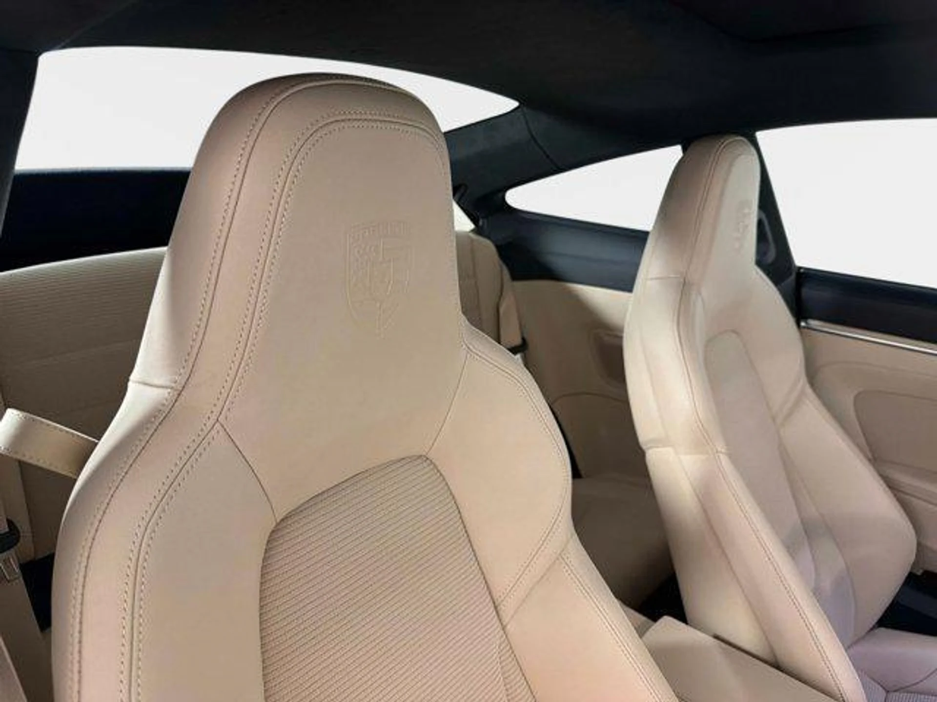 mph024_753676267_p2f_Fb_Z2_Lea_BTI_Fr3aor_I9_XTH_p_U_5f06bd8fcf