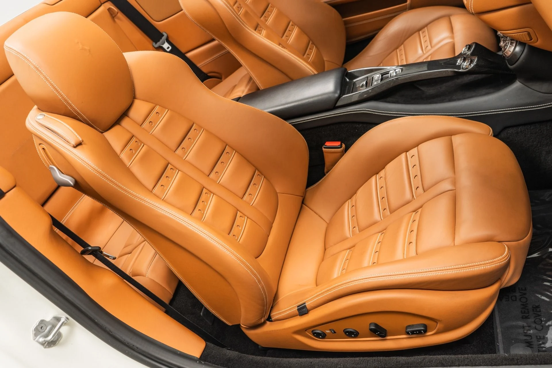 mph024_755348609_Used_2014_Ferrari_California_1756832165_aea94a5986