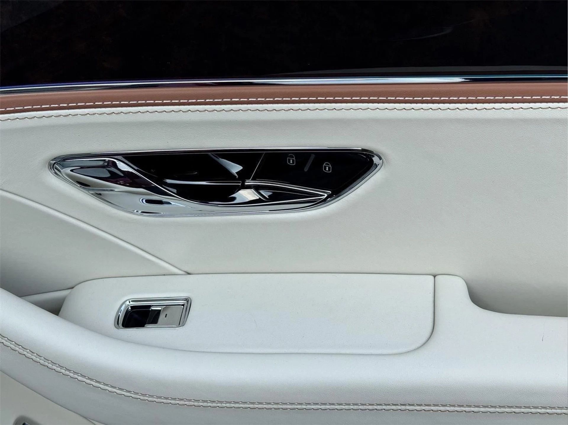 mph024_756907977_2e6f5b8aa4f00596791e540f84be734b_4869138107