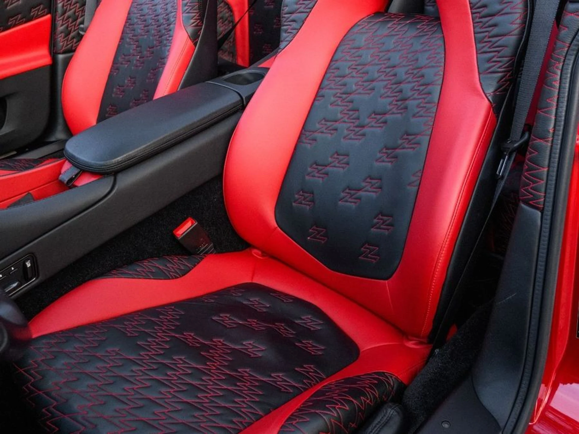 mph024_759012579_cfd6f4bf_058a_41a5_9565_0a2796e280a2_cc73e53768