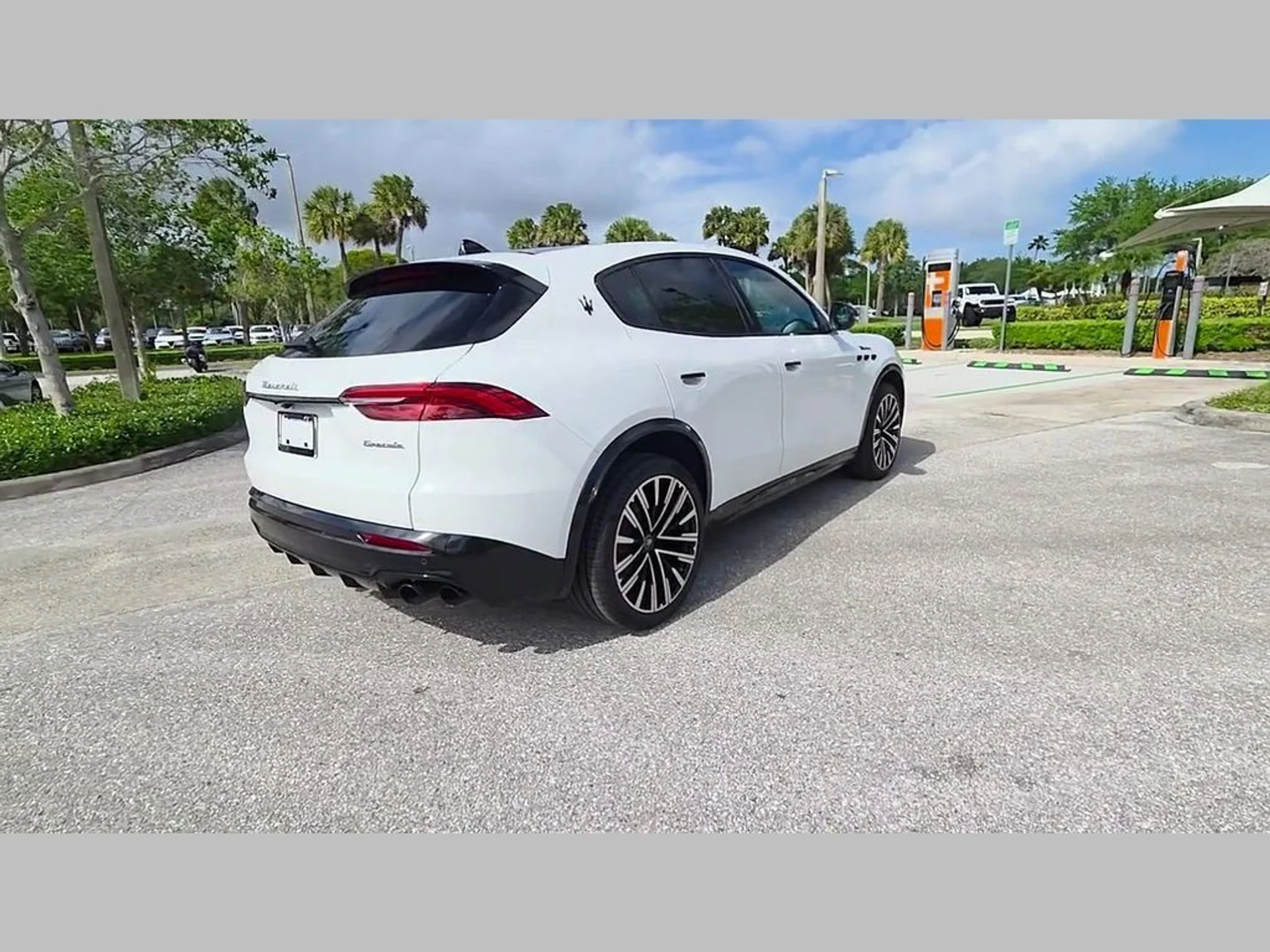 mph024_759798574_bfb216ef92f365bdbc29077b8cfb9d92_cdf9e17bed