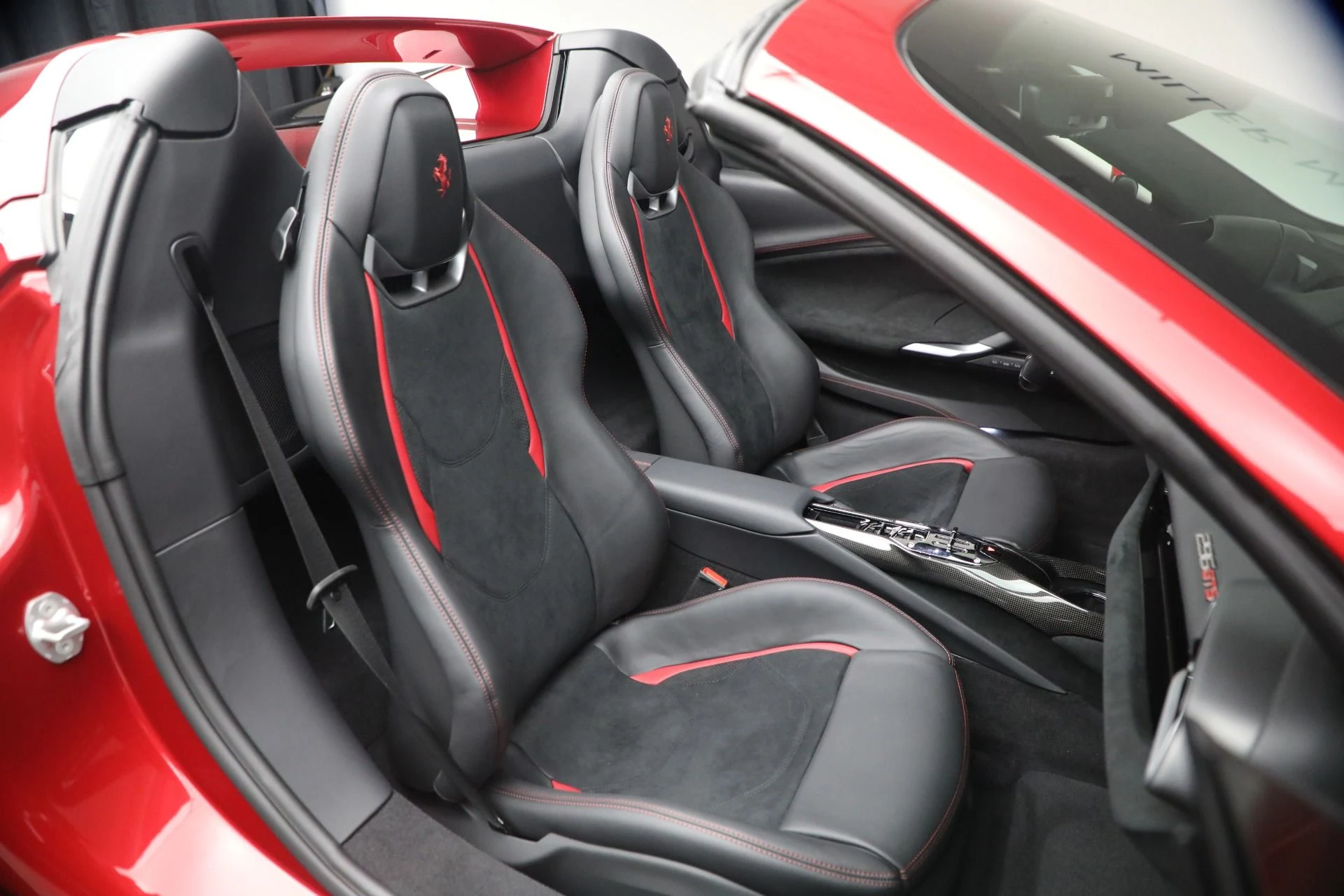 mph024_760495949_Used_2025_Ferrari_296_GTS_1769548301_21a1a1f502