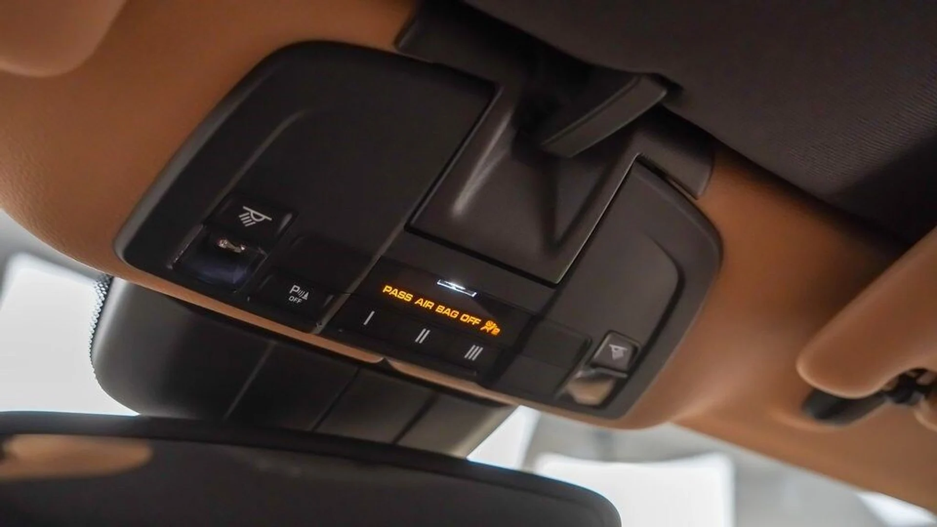 mph024_761129910_ee6bec64d614d24ee8bdea9754b1afa6x_d085869dd9