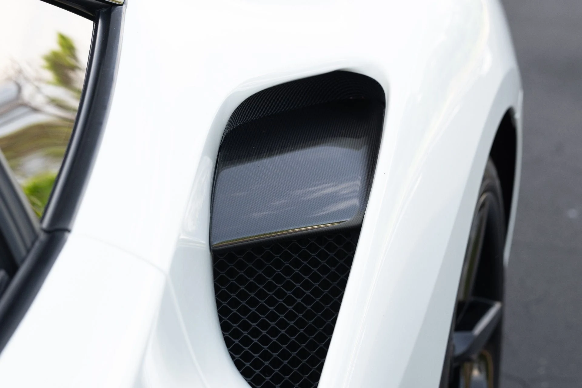 mph024_764955433_Used_2017_Ferrari_488_GTB_1776194926_befd1df535