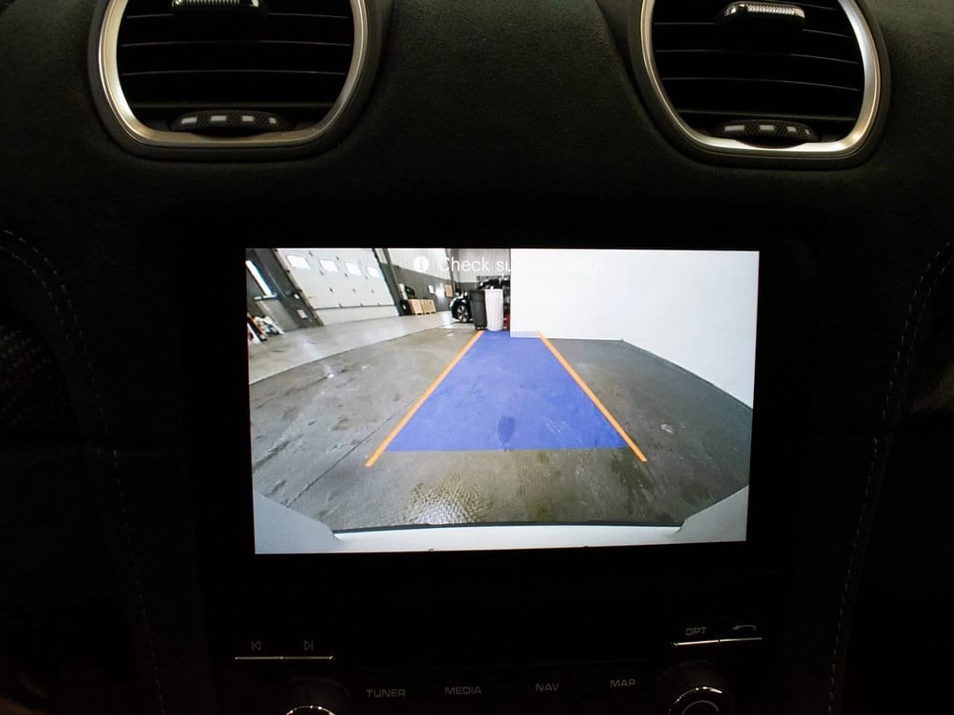 mph024_76529150_5cc5373ac0035f73717684d11e85af51x_8355a14485