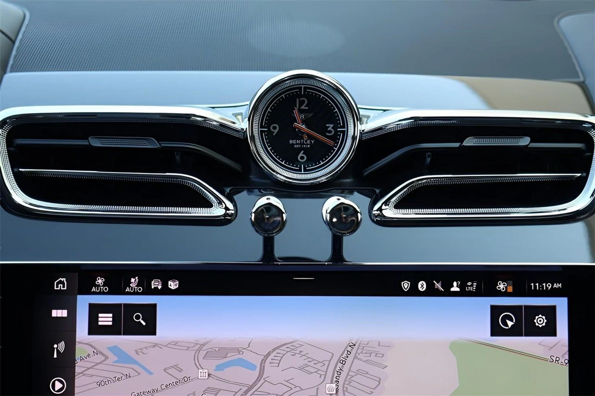 mph024_766606112_25_cbd025e30f