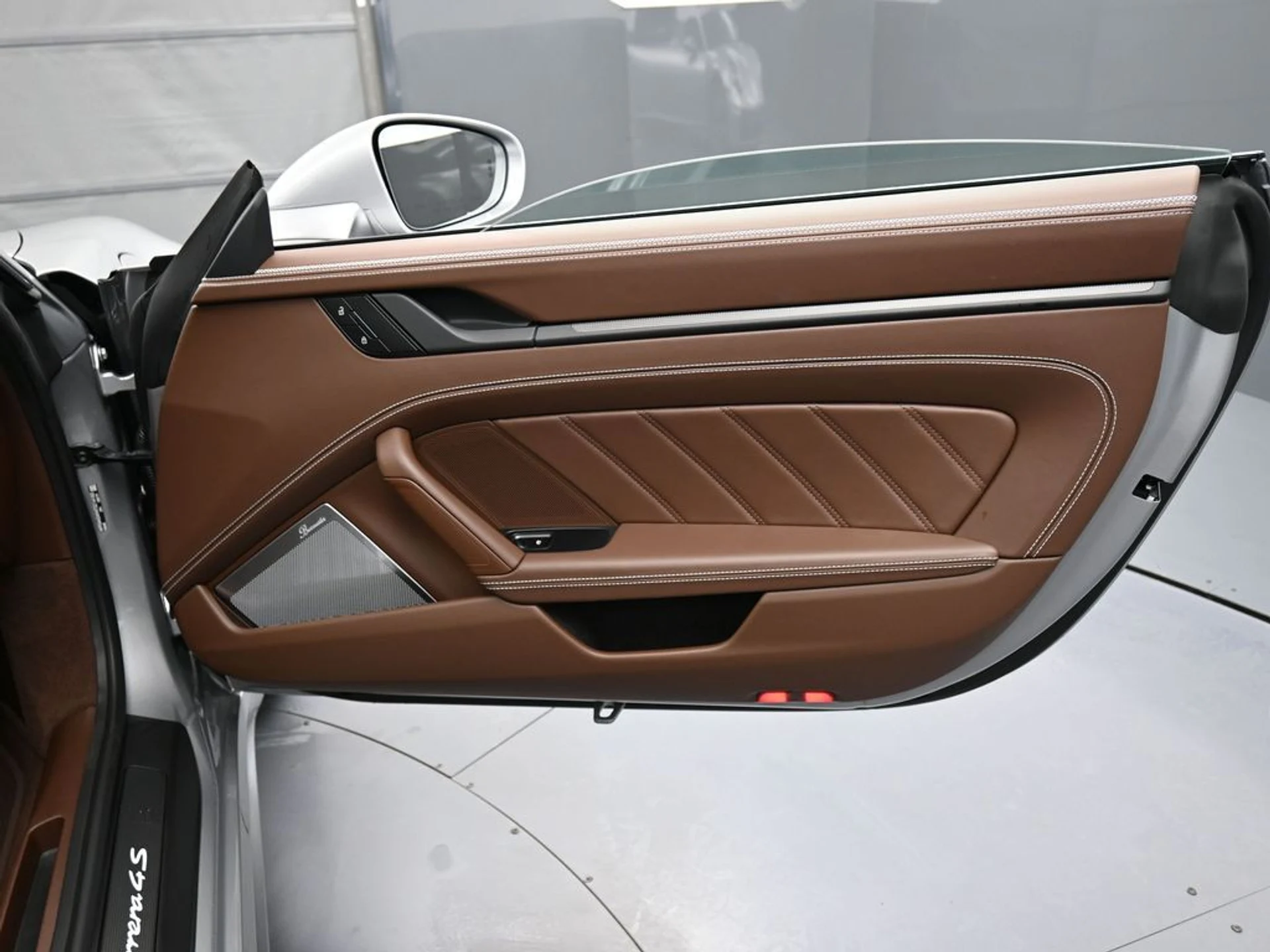 mph024_769323961_c5c389f4_60fd_430b_9f64_fc0b17c1002a_1f629d40a2