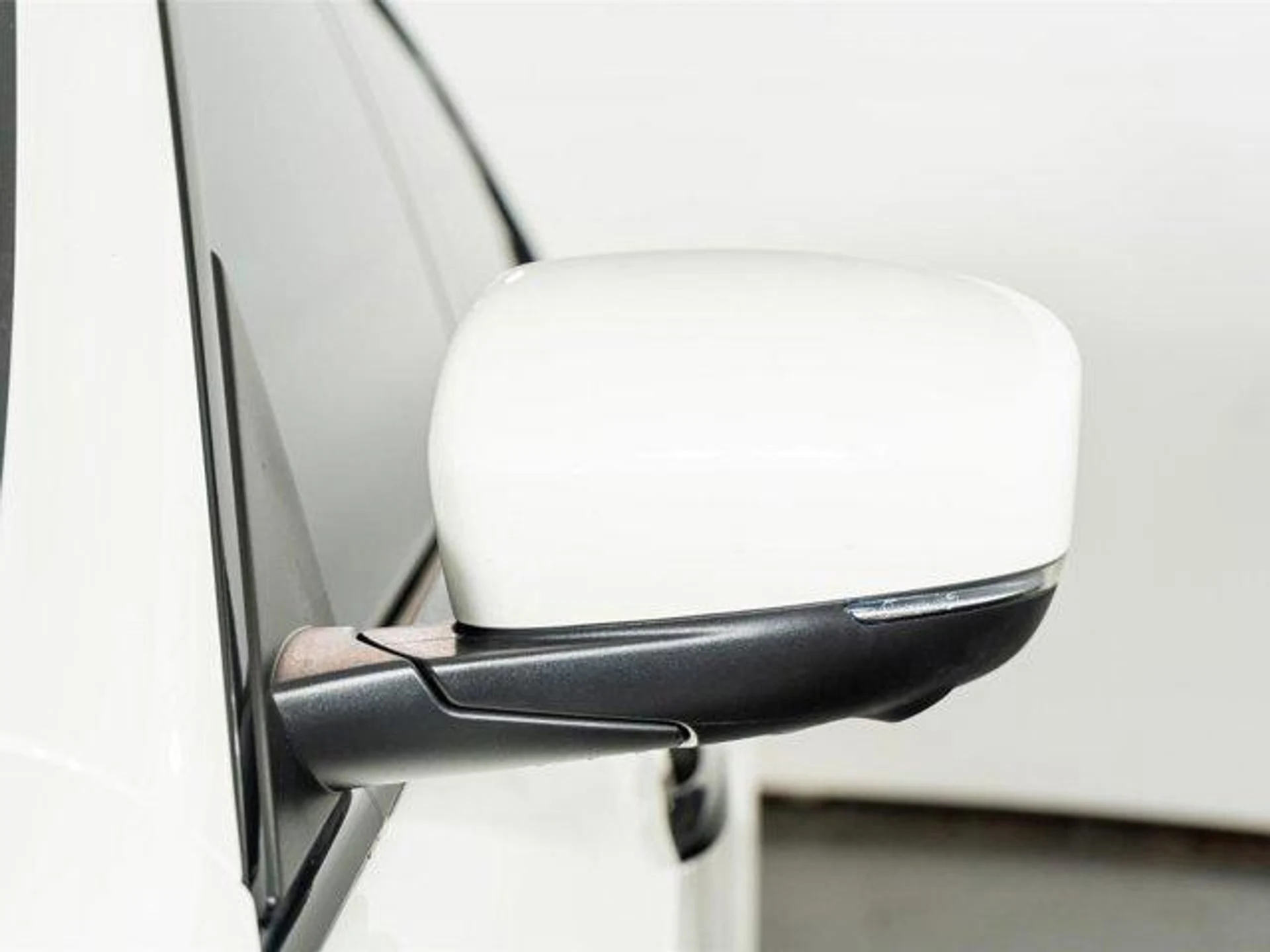 mph024_769516015_3s_Esx_HXM_0_If_XGM_Rq7wb_M1mvt_UZI_c5b8a46301