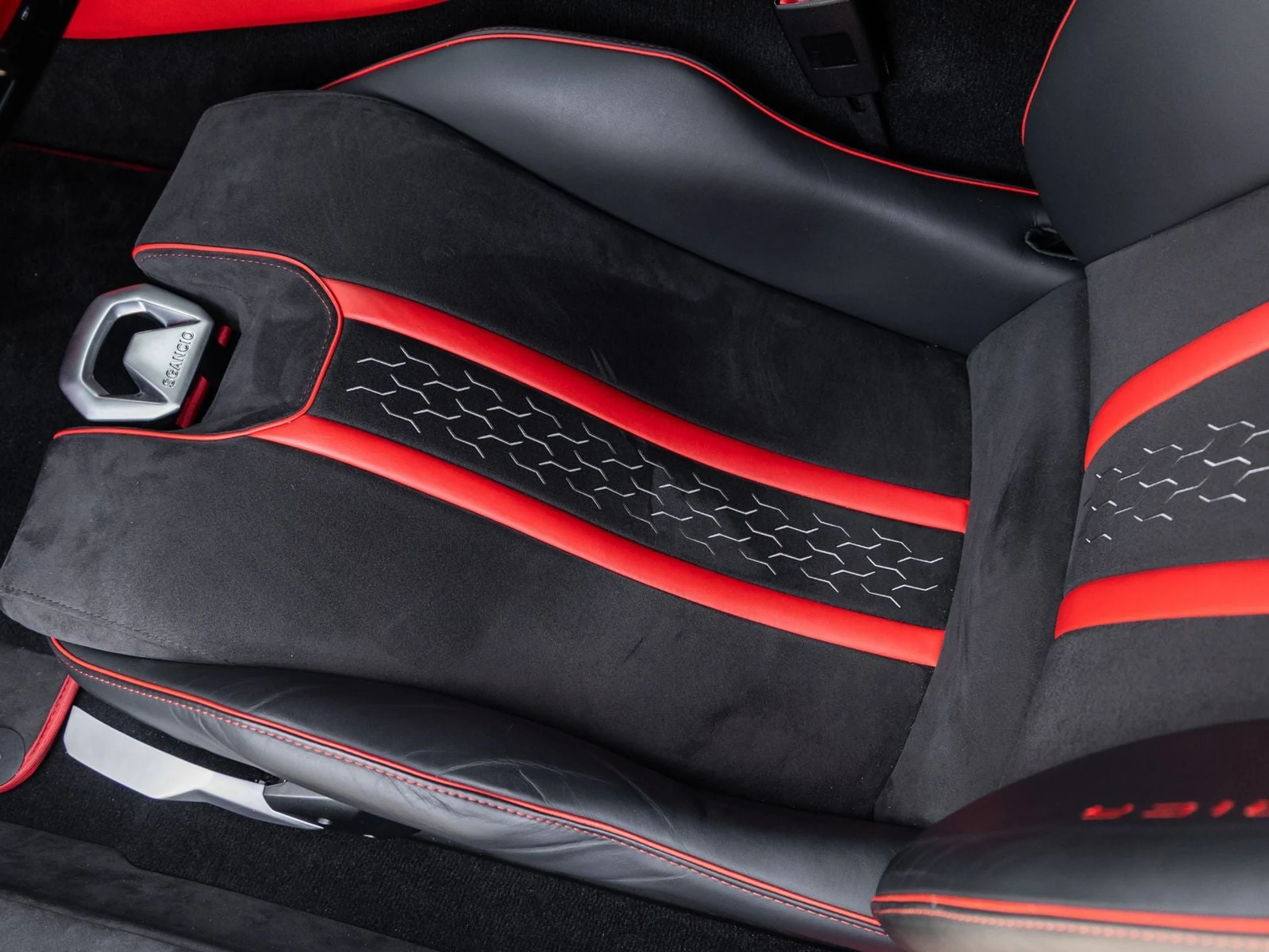 mph024_775991092_25_45dbf412b5