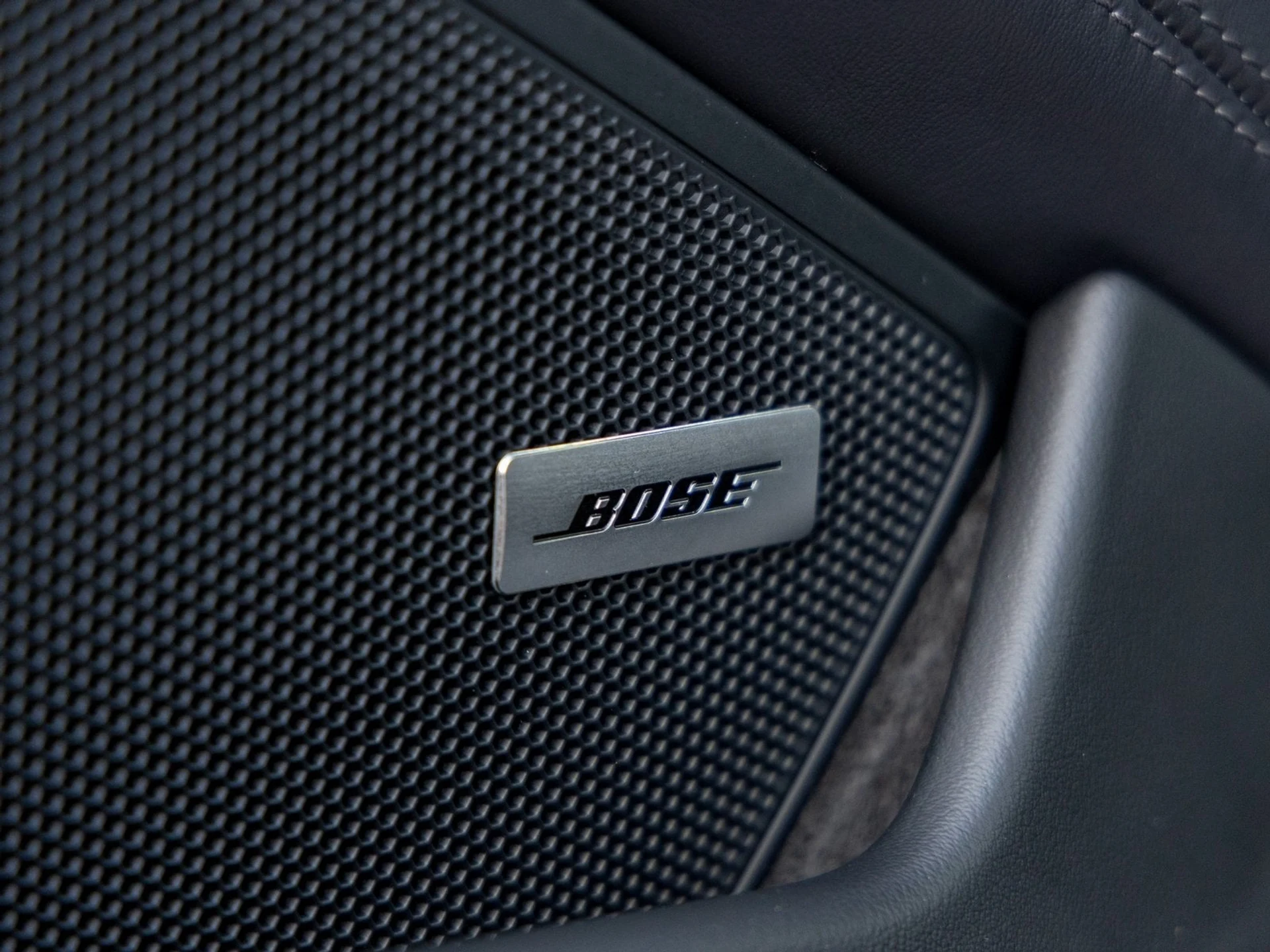 mph024_789348218_25_991ccf9364