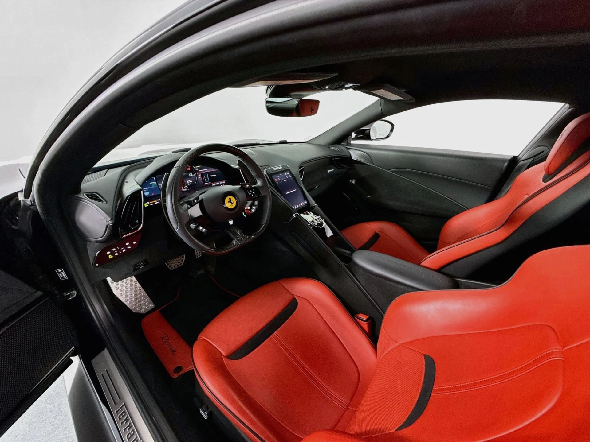 mph024_789879707_Used_2022_Ferrari_Roma_1785965307_5884d73b6d