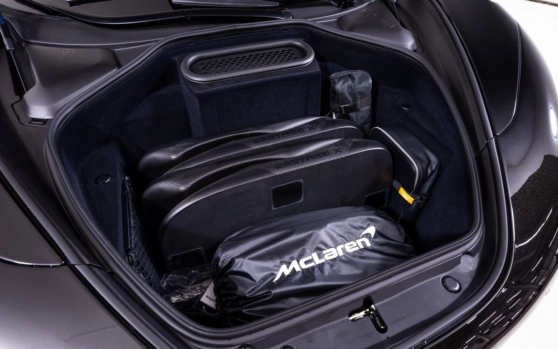 mph024_800379136_5ef55a575f06a242ca456dc5c45d187ax_43ba16a591