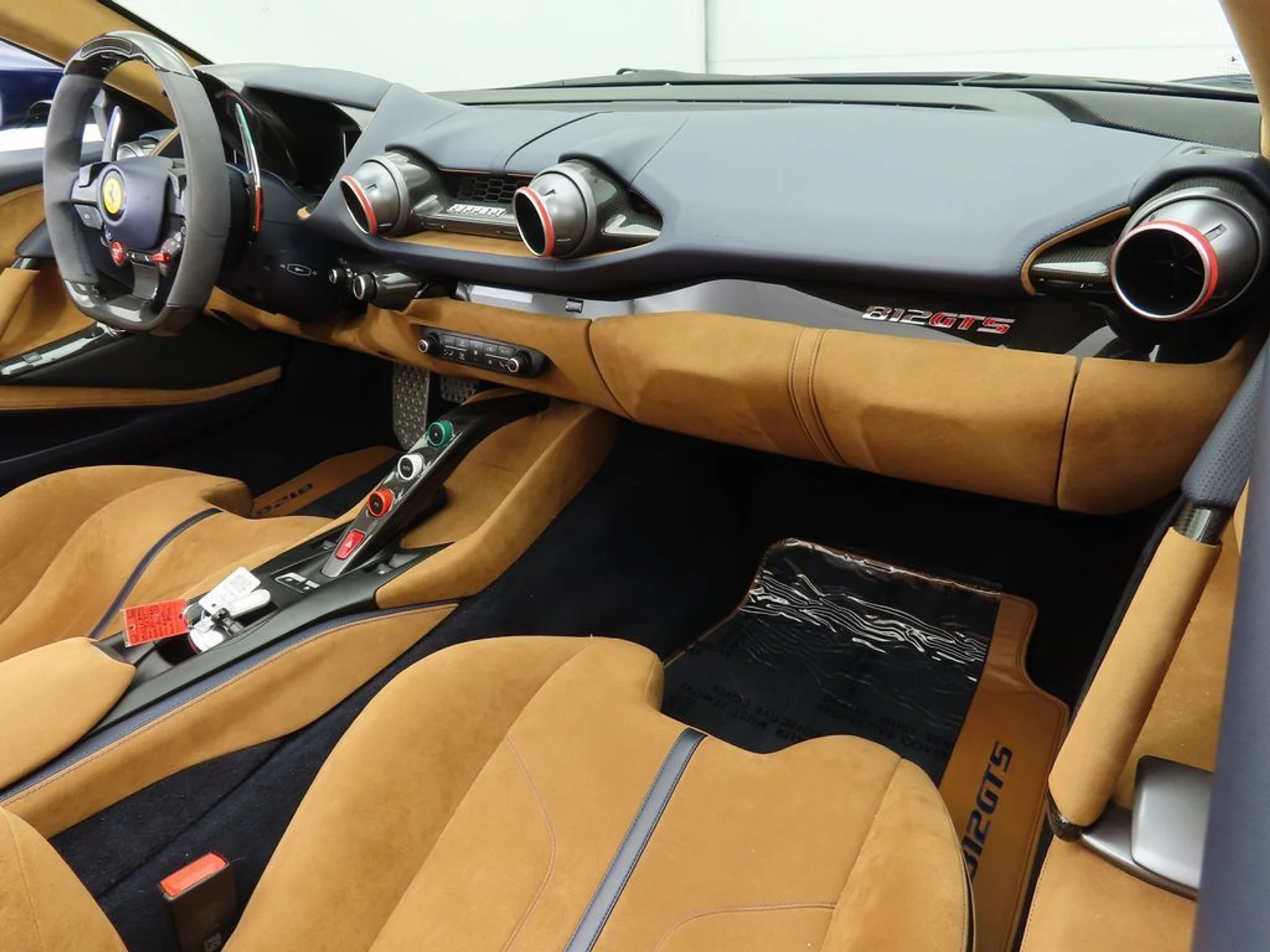 mph024_800661707_used_2021_ferrari_812_gts_convertible_8119_22995244_25_1024_aa6a7182d0