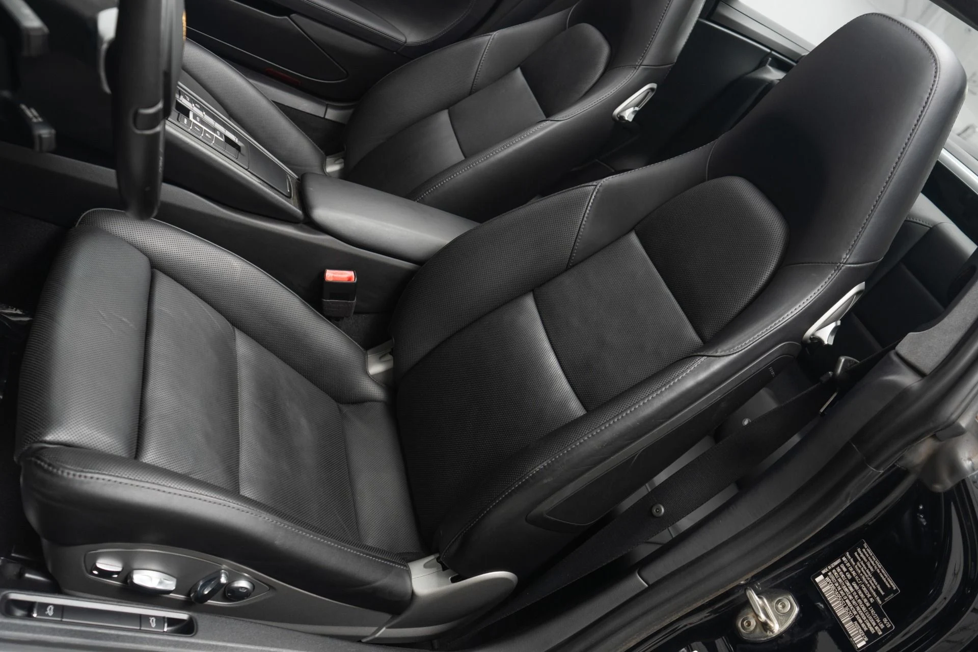 mph024_802559104_Used_2016_Porsche_911_Targa_4_S_Premium_Package_Heated_and_Ventilated_Seats_1784745982_38d730f248