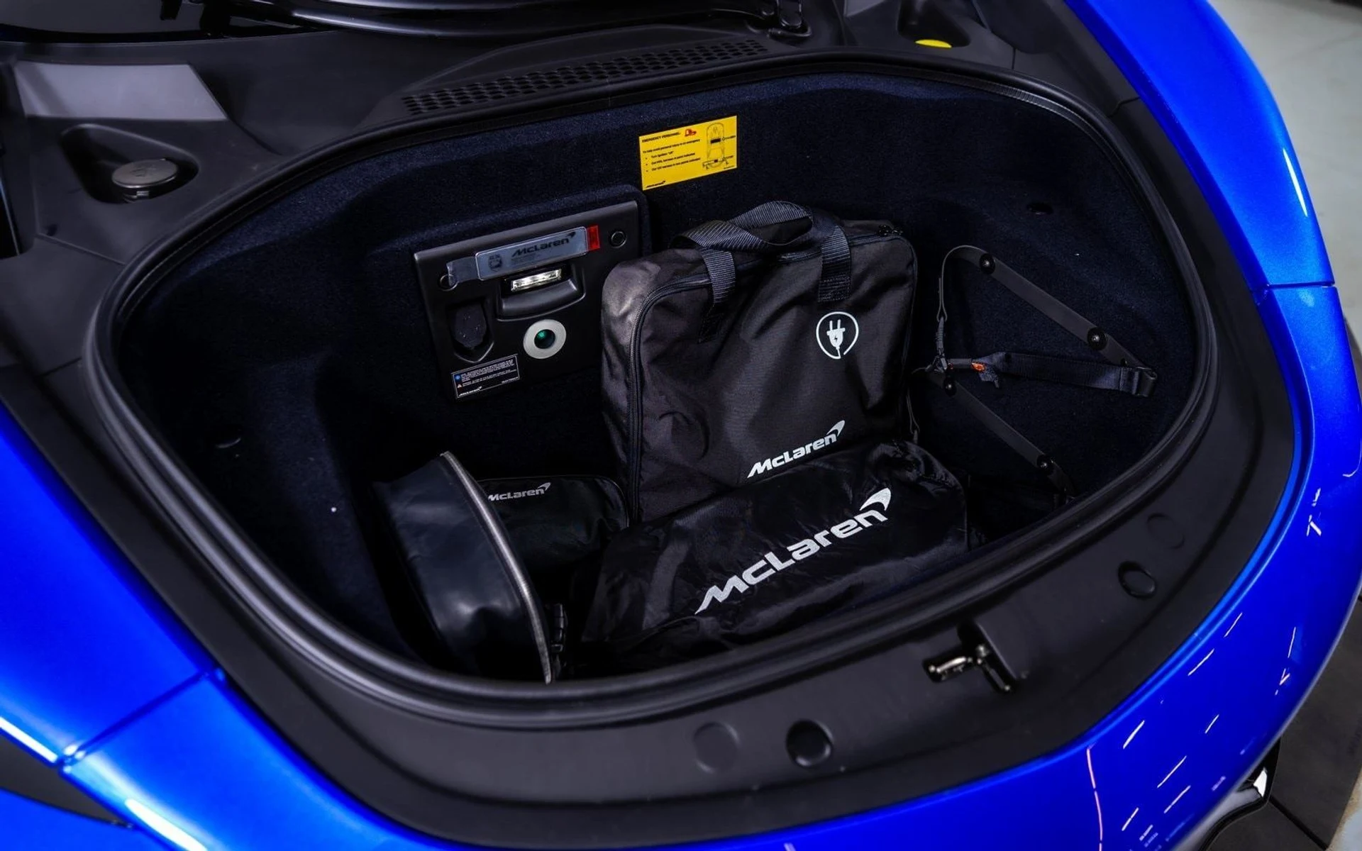 mph024_814283644_27975a083c0a6a48804c4f860c5f5bbfx_ff98818573