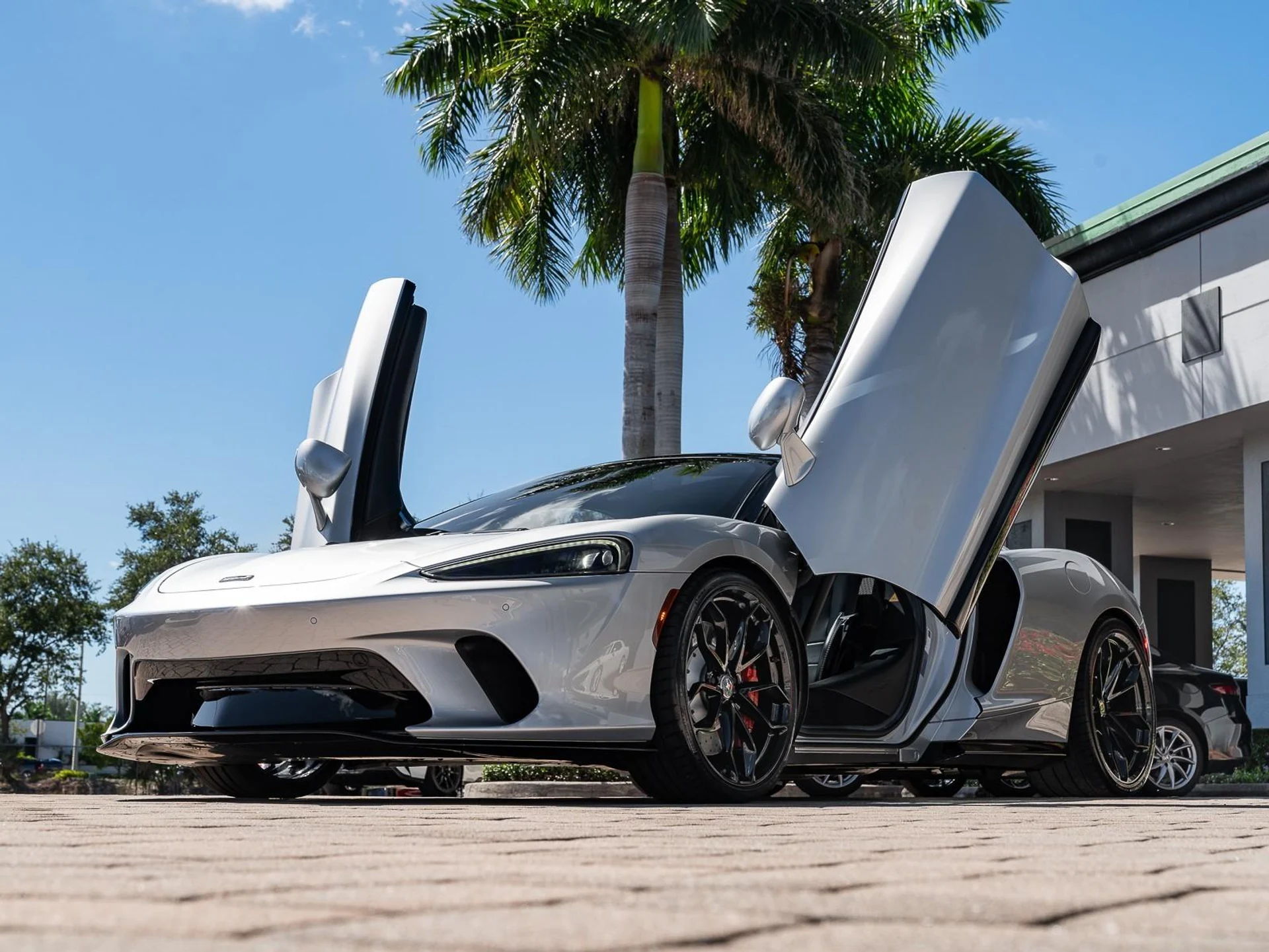 mph024_815127986_Used_2021_Mc_Laren_GT_1761253607_2d74048b33