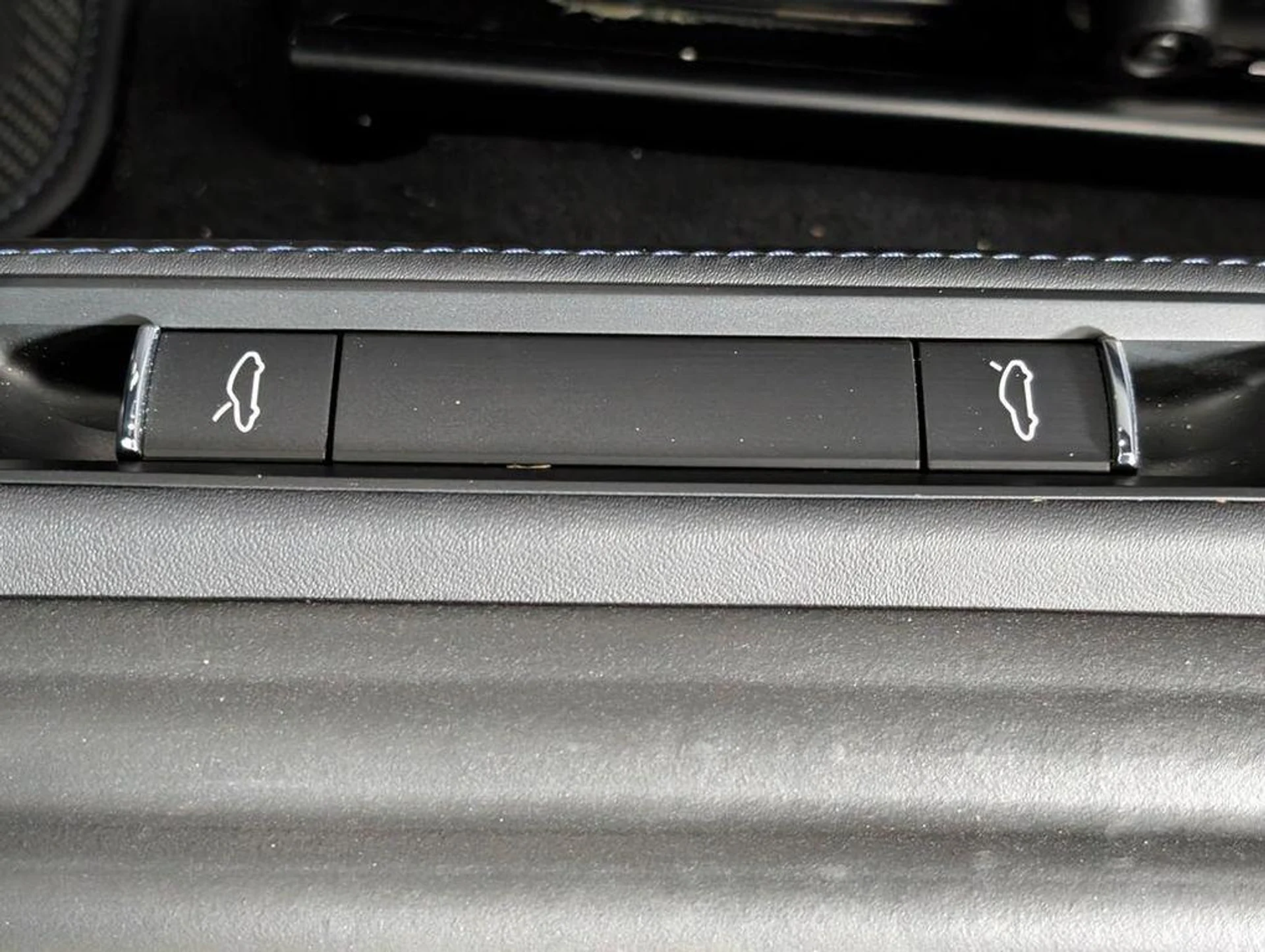 mph024_815398671_z_VVMTYX_4zu_W9d89_Hxzq_Qx6_U_Ae3_A_afe0a398fc