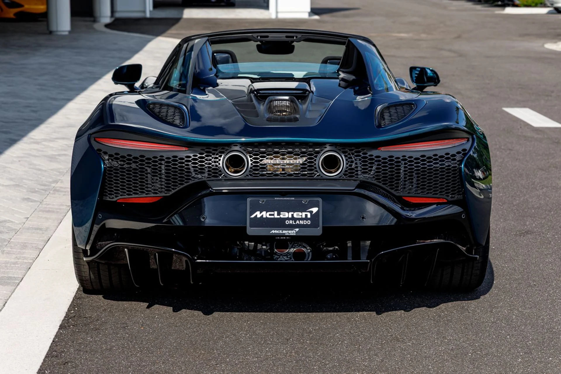 mph024_824858700_New_2026_Mc_Laren_Artura_Spider_559cfa3b90