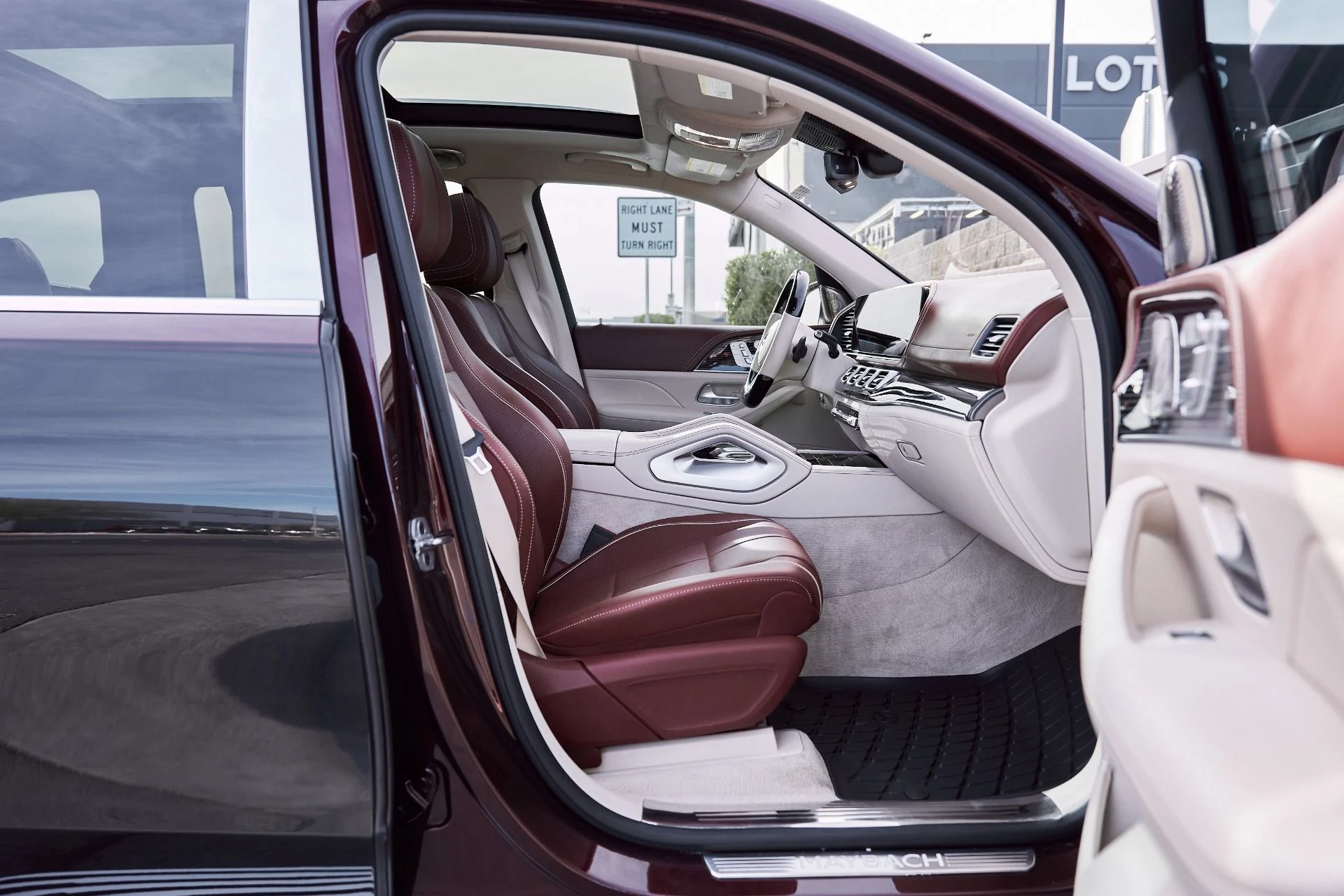 mph024_833225629_Used_2022_Mercedes_Benz_GLS_Maybach_GLS_600_1769655591_d823e0182f