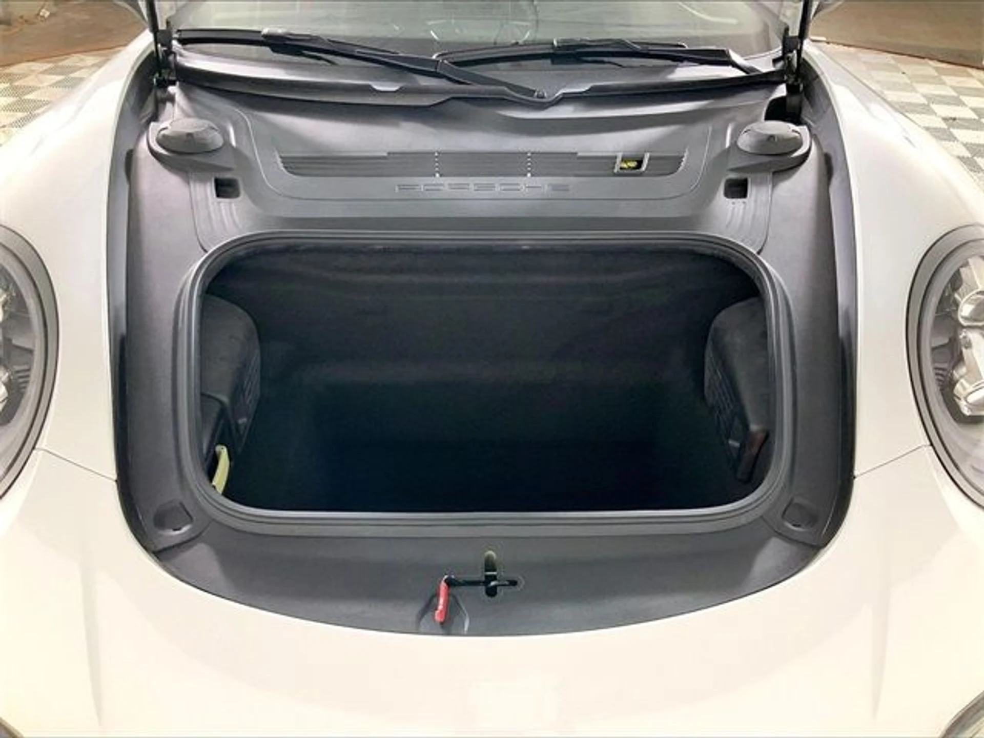 mph024_835391212_e8fed0ddb7f599798624045c7f6790bb_972786b872