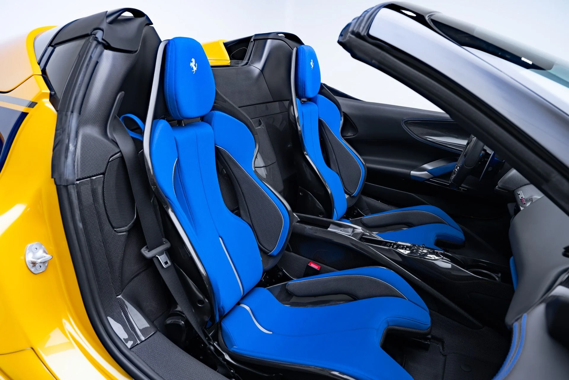 mph024_840064250_Used_2023_Ferrari_SF_90_Spider_1773351376_1059ac4615