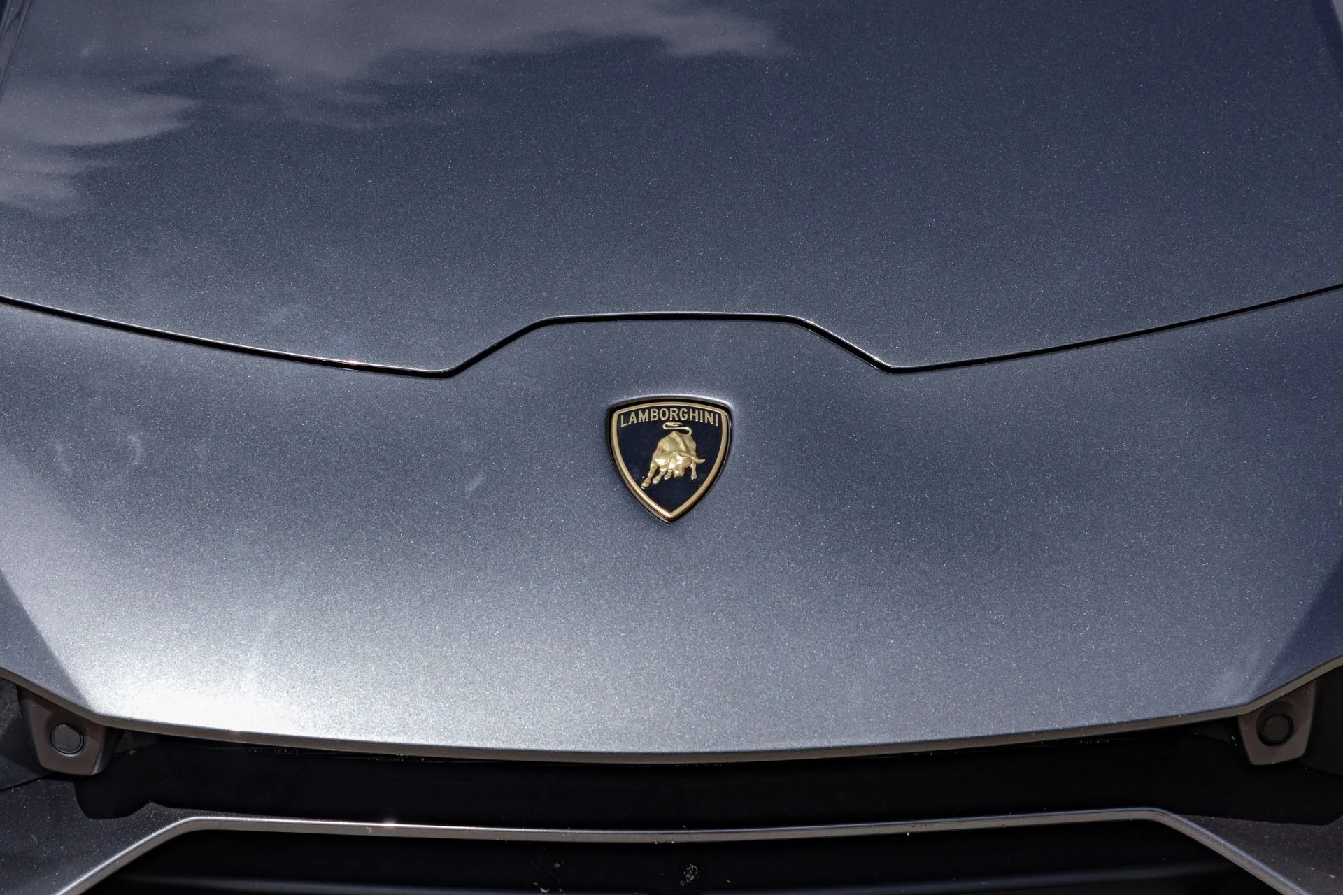 mph024_844030584_Used_2020_Lamborghini_Huracan_EVO_Spyder_1777655683_e71e091099
