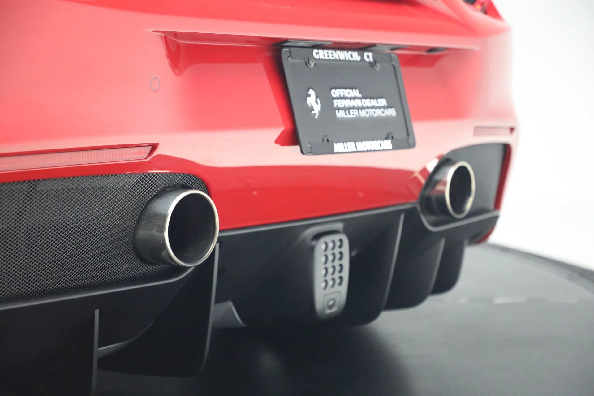 mph024_848367694_Used_2019_Ferrari_488_Spider_1792598381_f11df5d140