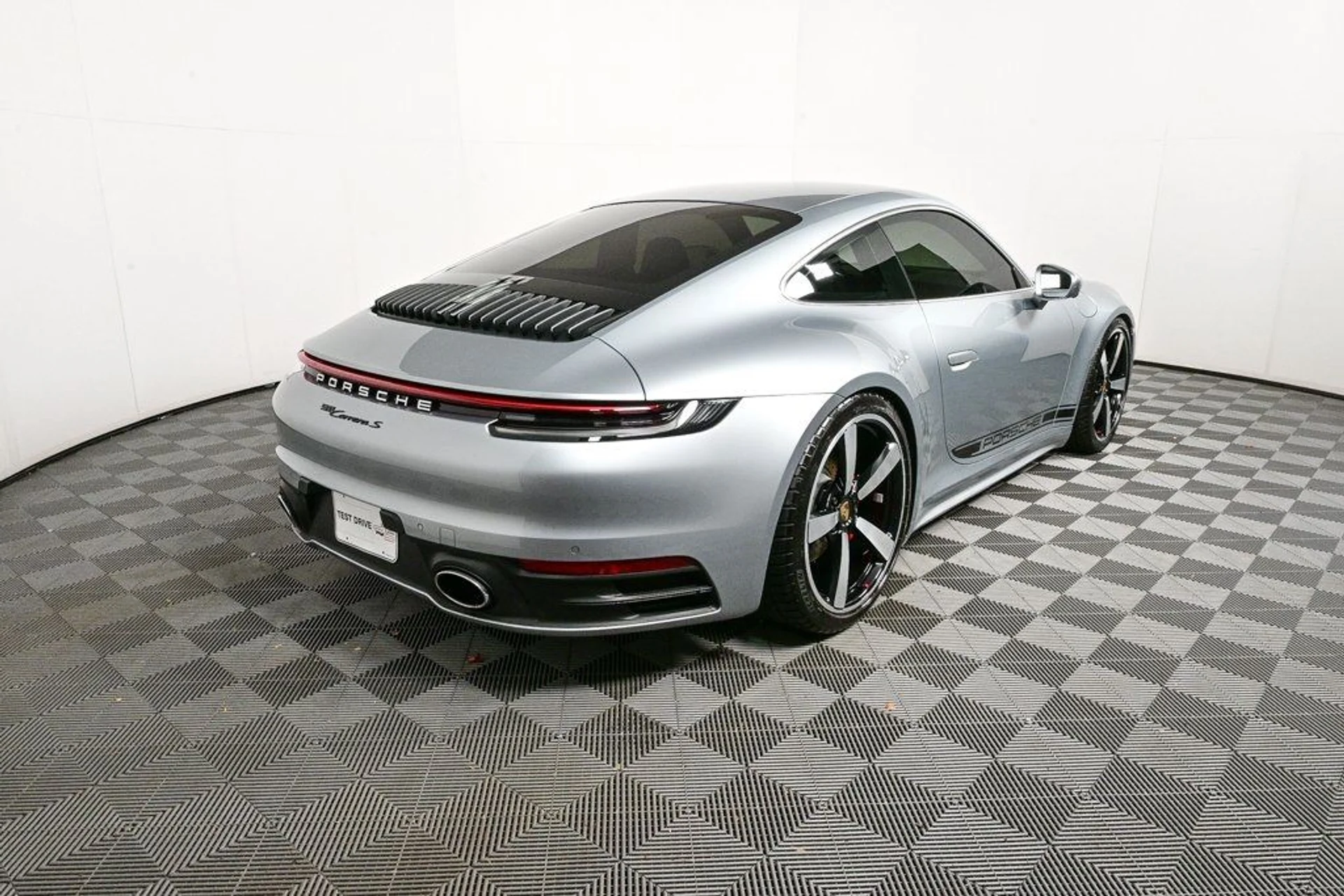 mph024_84901960_5983b1ed32398e4d53803c8761e3b84c_fdc40408a9