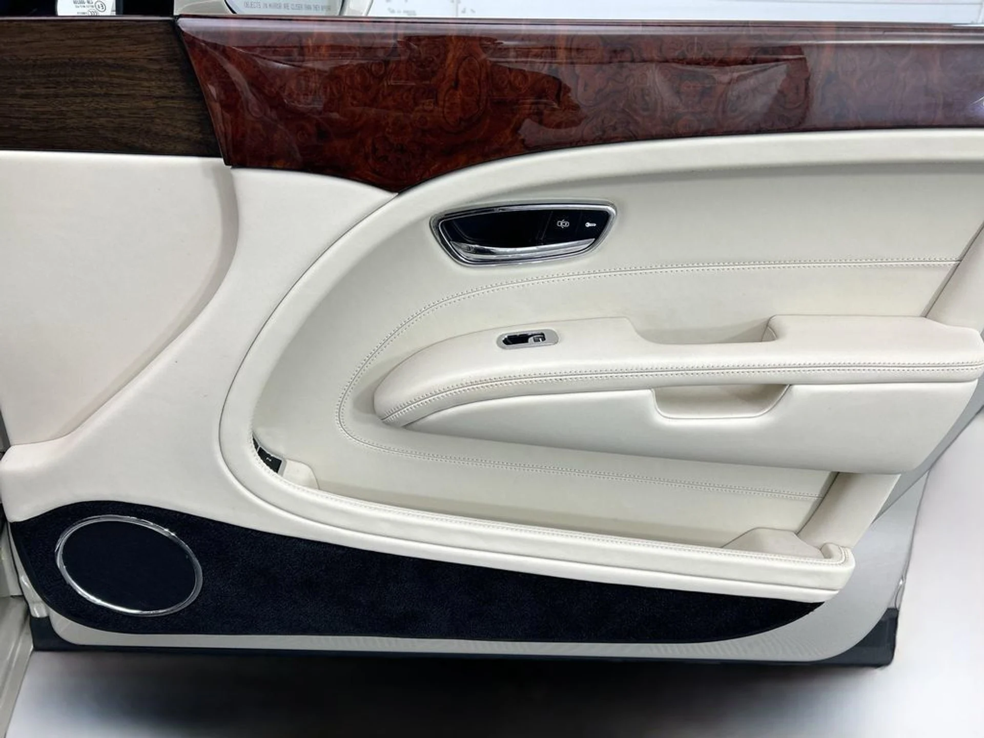 mph024_849349223_used_2016_bentley_mulsanne_4drsedan_8119_22991527_25_1024_4e9e31df51