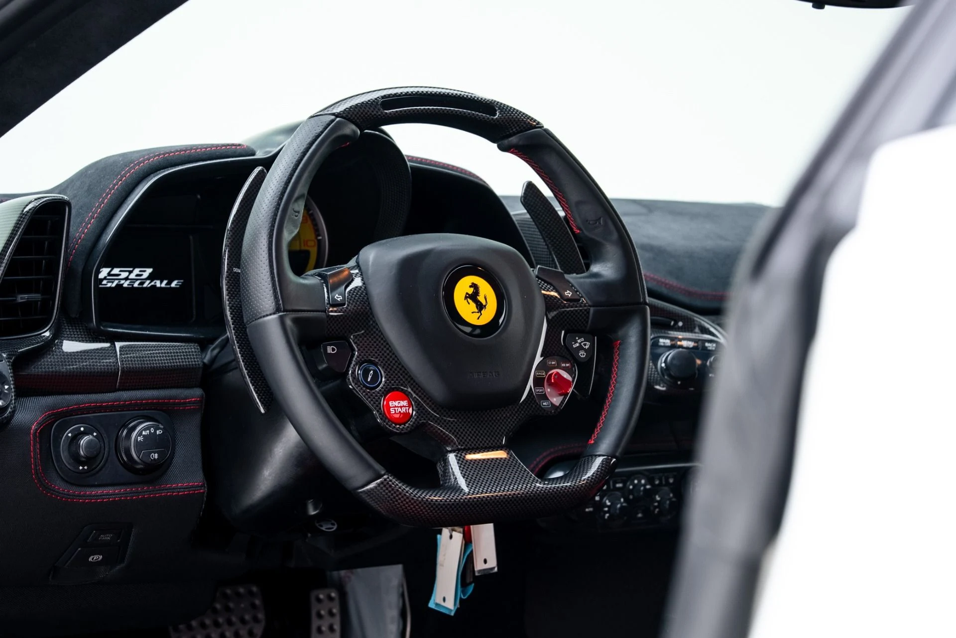 mph024_852672699_Used_2015_Ferrari_458_Speciale_1770668463_4eacf88080