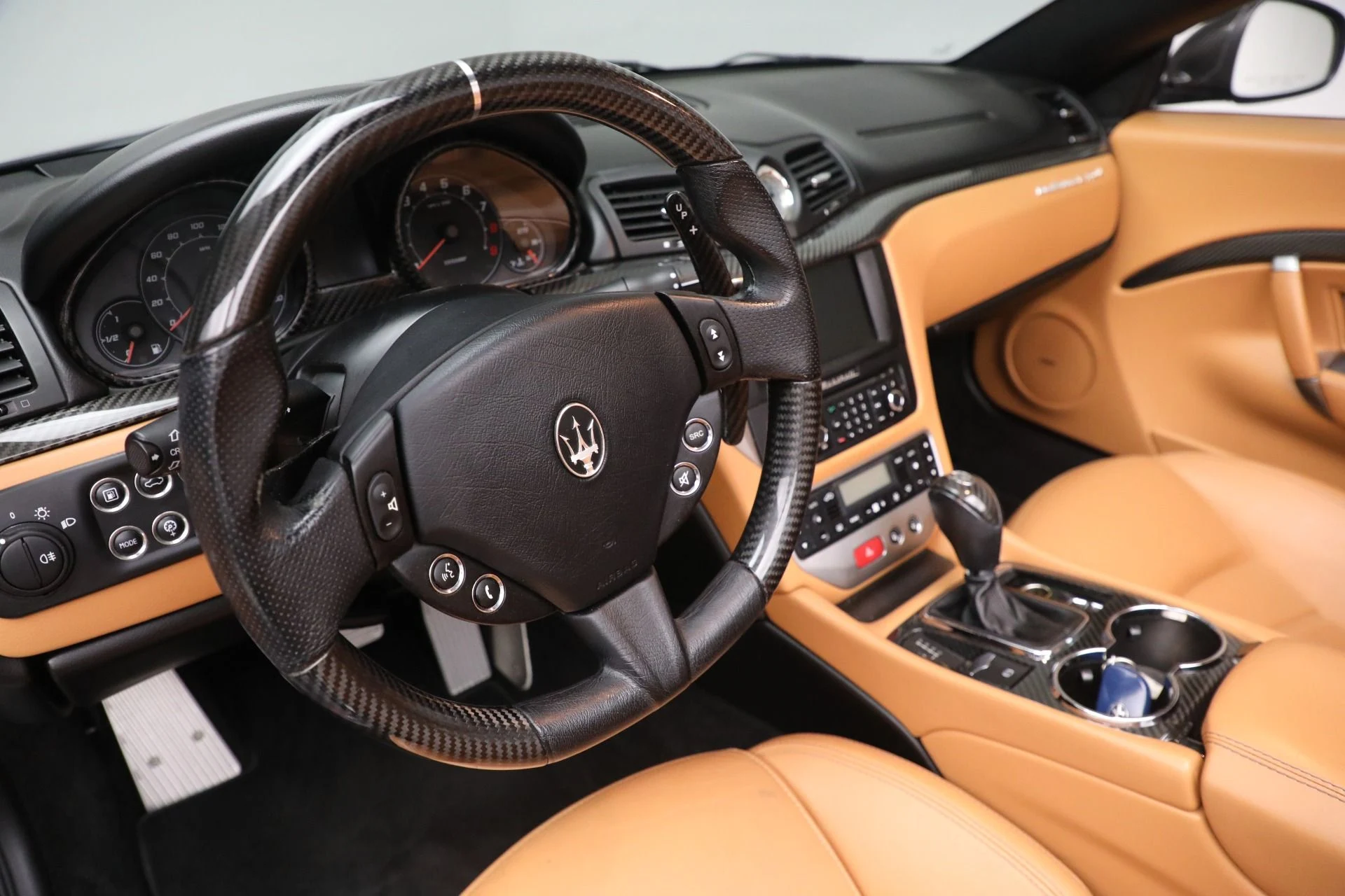 mph024_855525108_Used_2015_Maserati_Gran_Turismo_9ad08cdac4