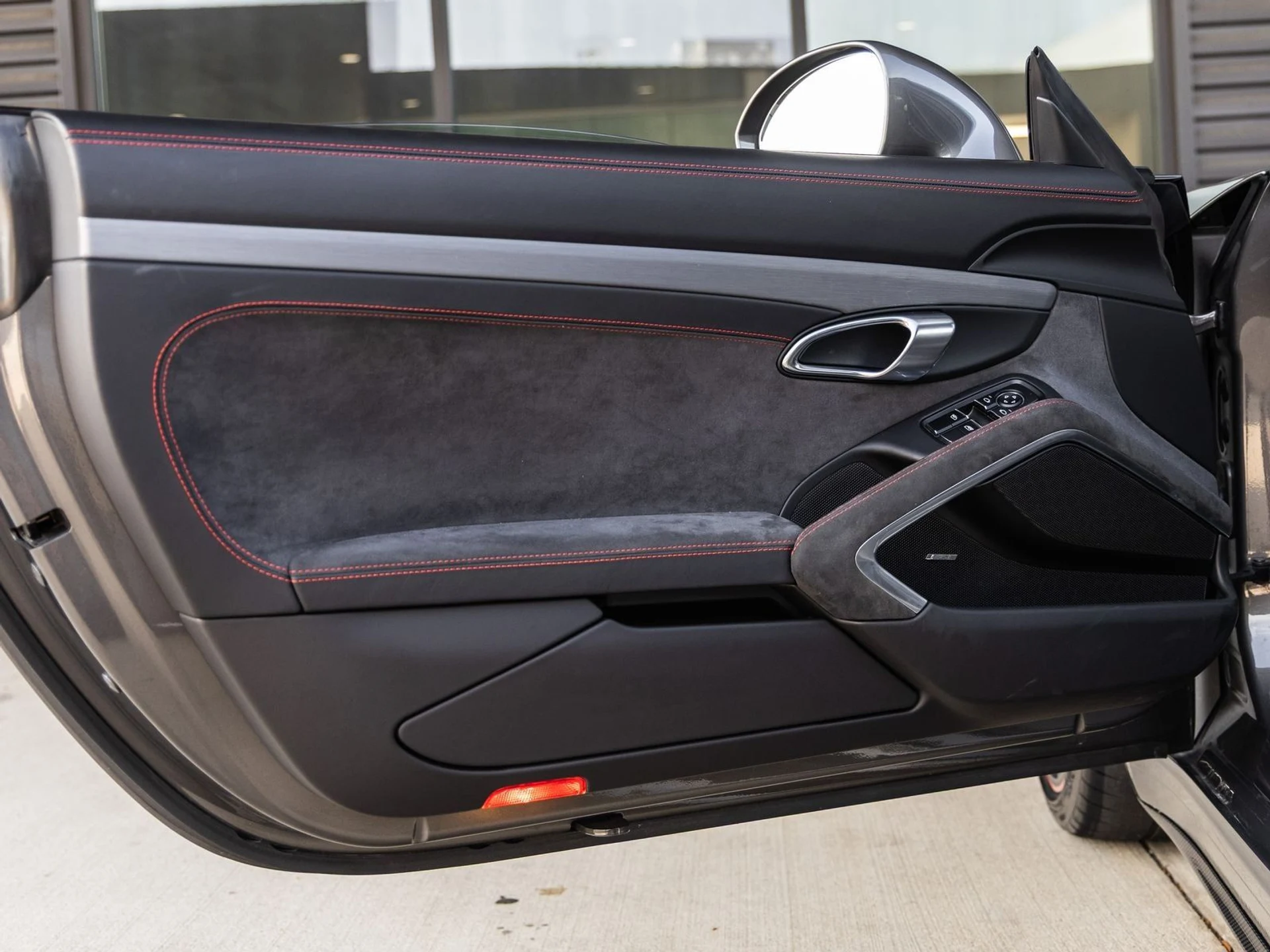 mph024_857348528_25_bce3fd32a9