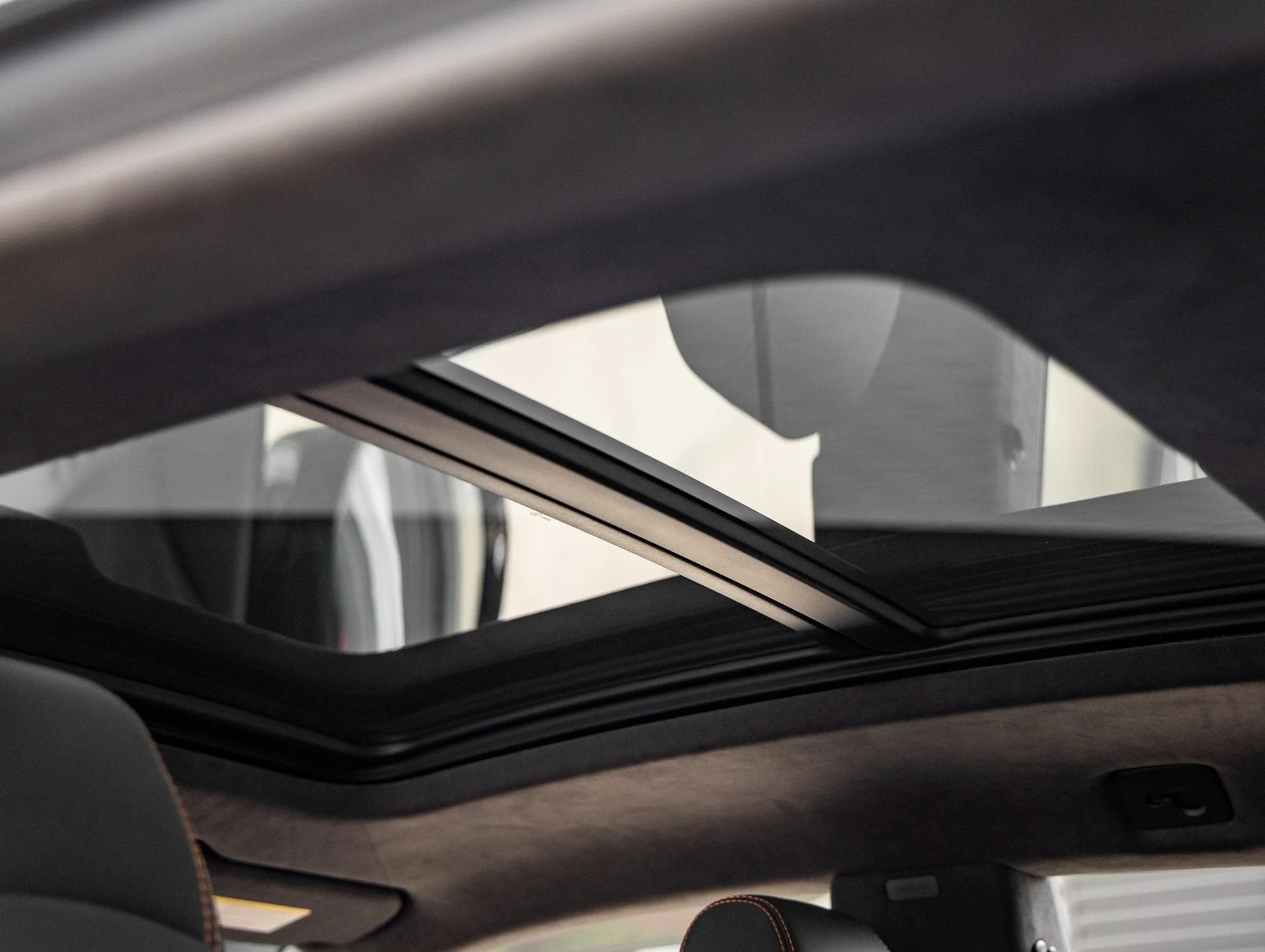 mph024_859650366_25_ef5761d3ac