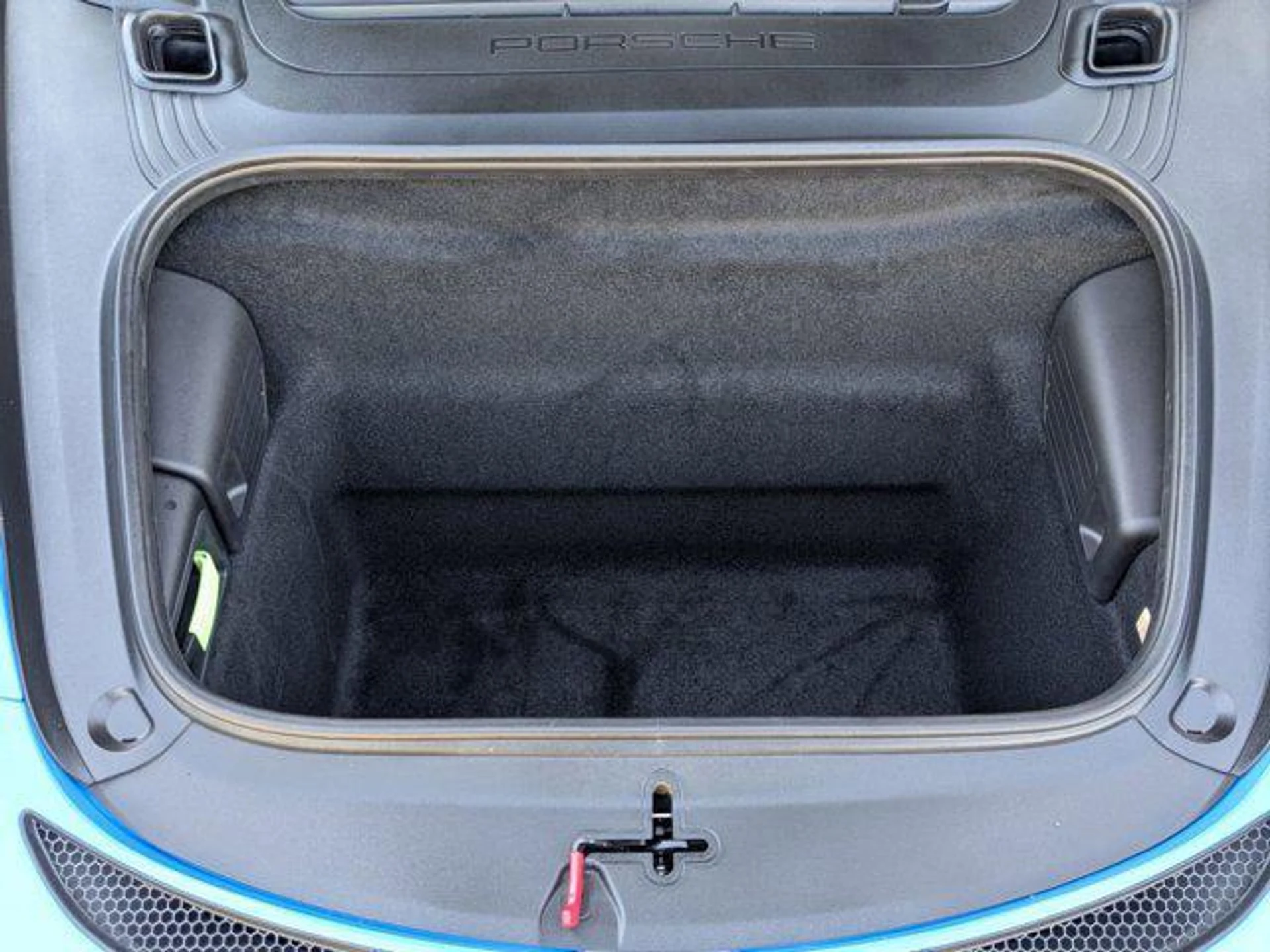 mph024_86121836_x4_L_HW_cmp_B_At_Cq_Zxat_Fh_P_P_Ktw_255fc20bd5