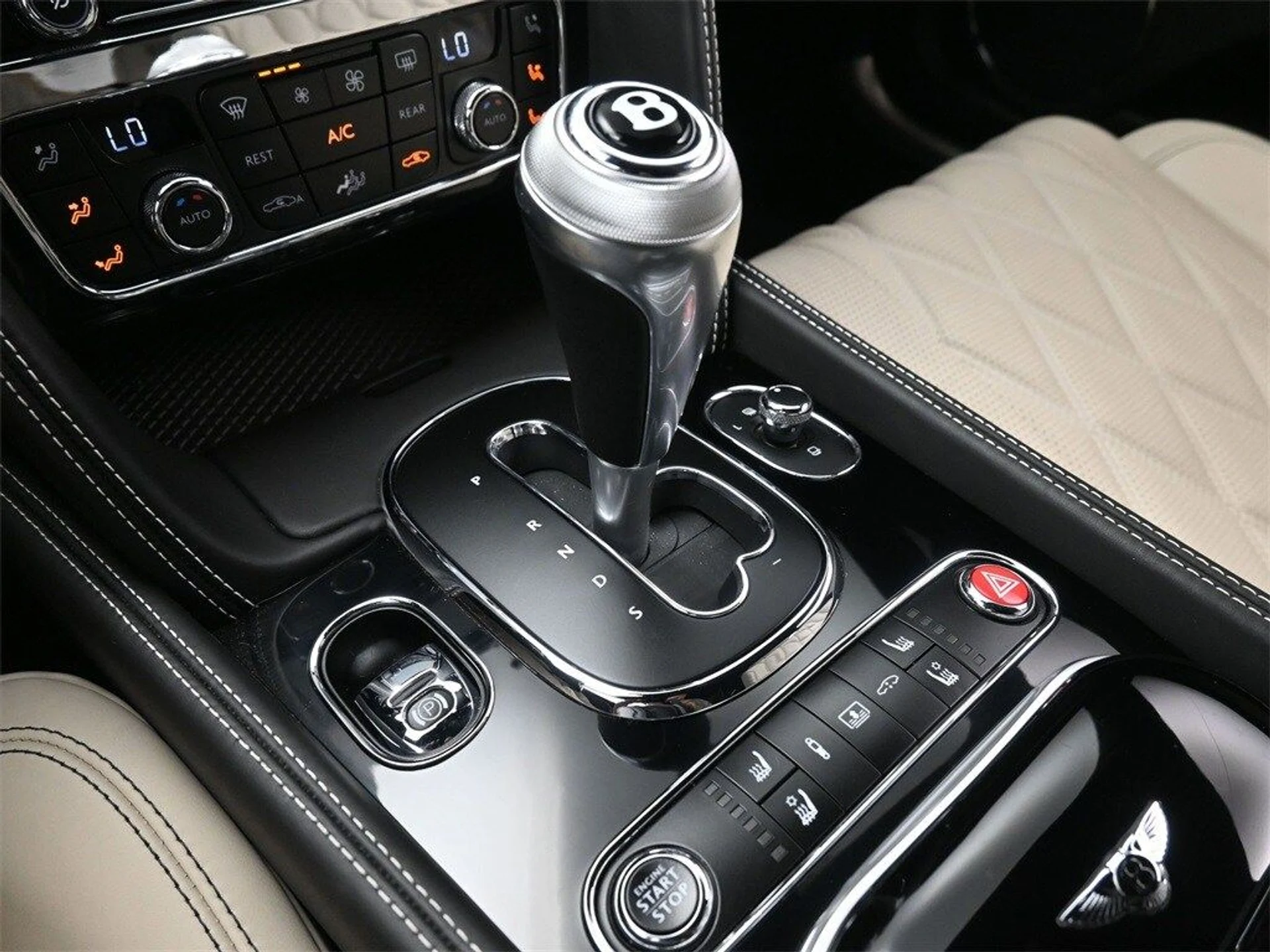 mph024_862412562_ce54ff74fda25a7de6b6ca3fef31125cx_04681e8650